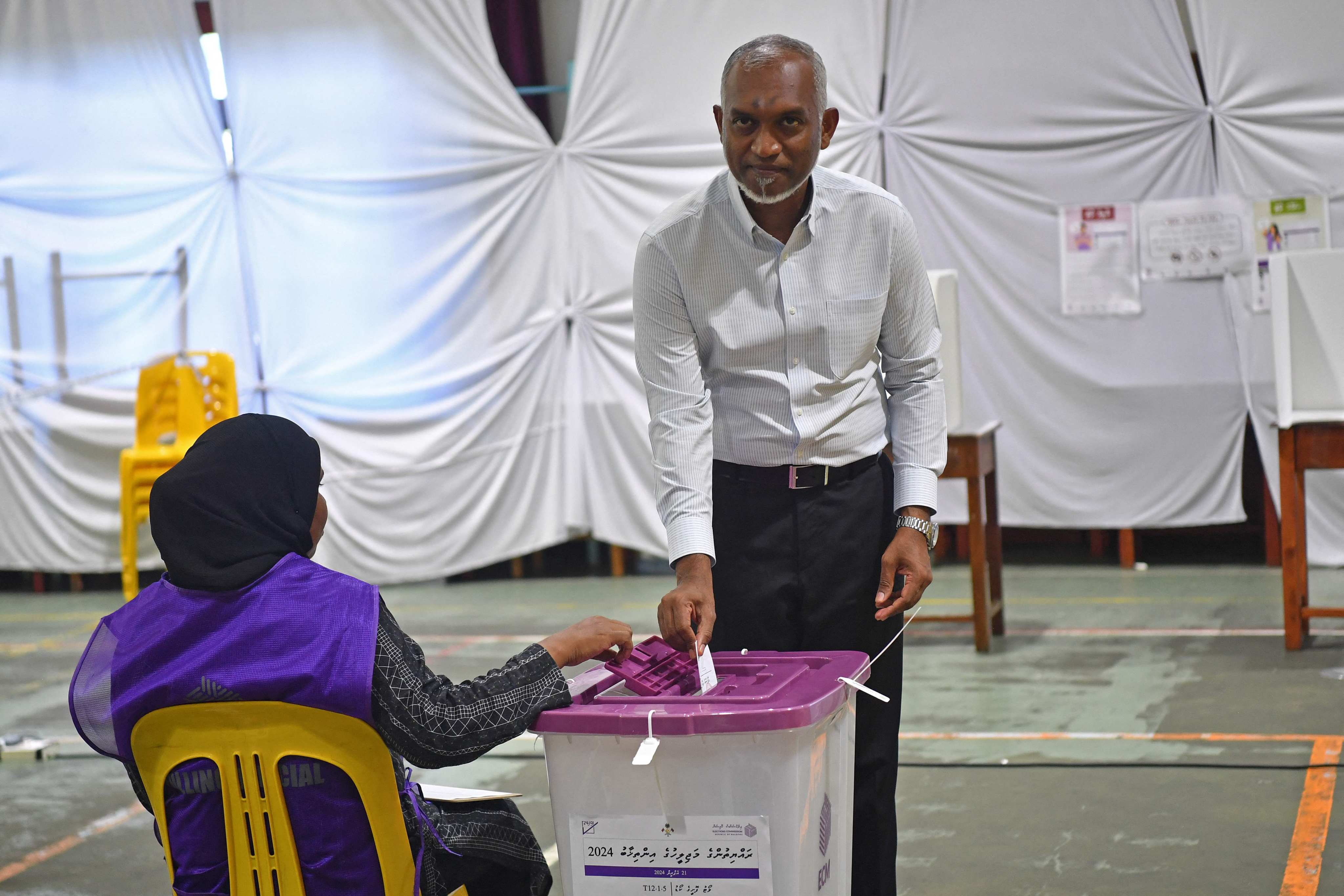 Maldives President Mohamed Muizzu casts his ballot in Male during the country’s parliamentary election on Sunday. Photo: AFP