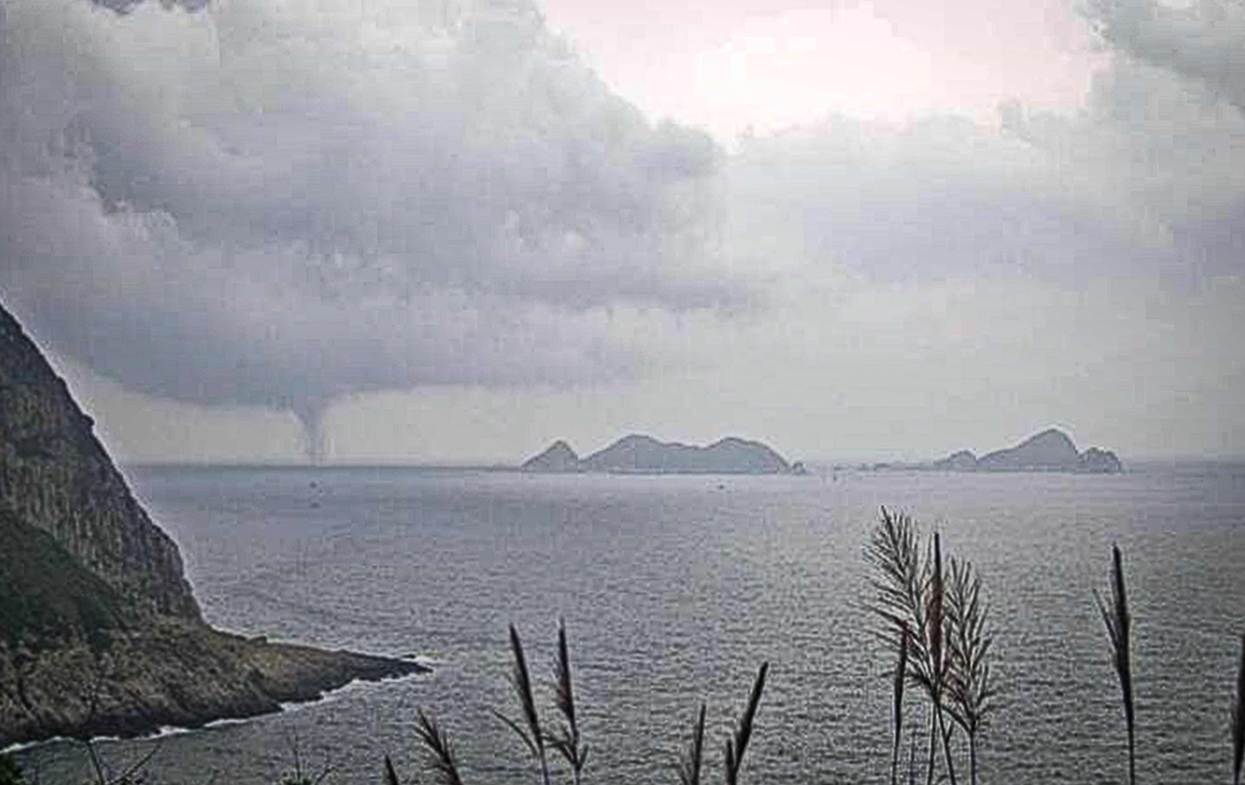 A waterspout was spotted around 9.30am. Photo: HKO