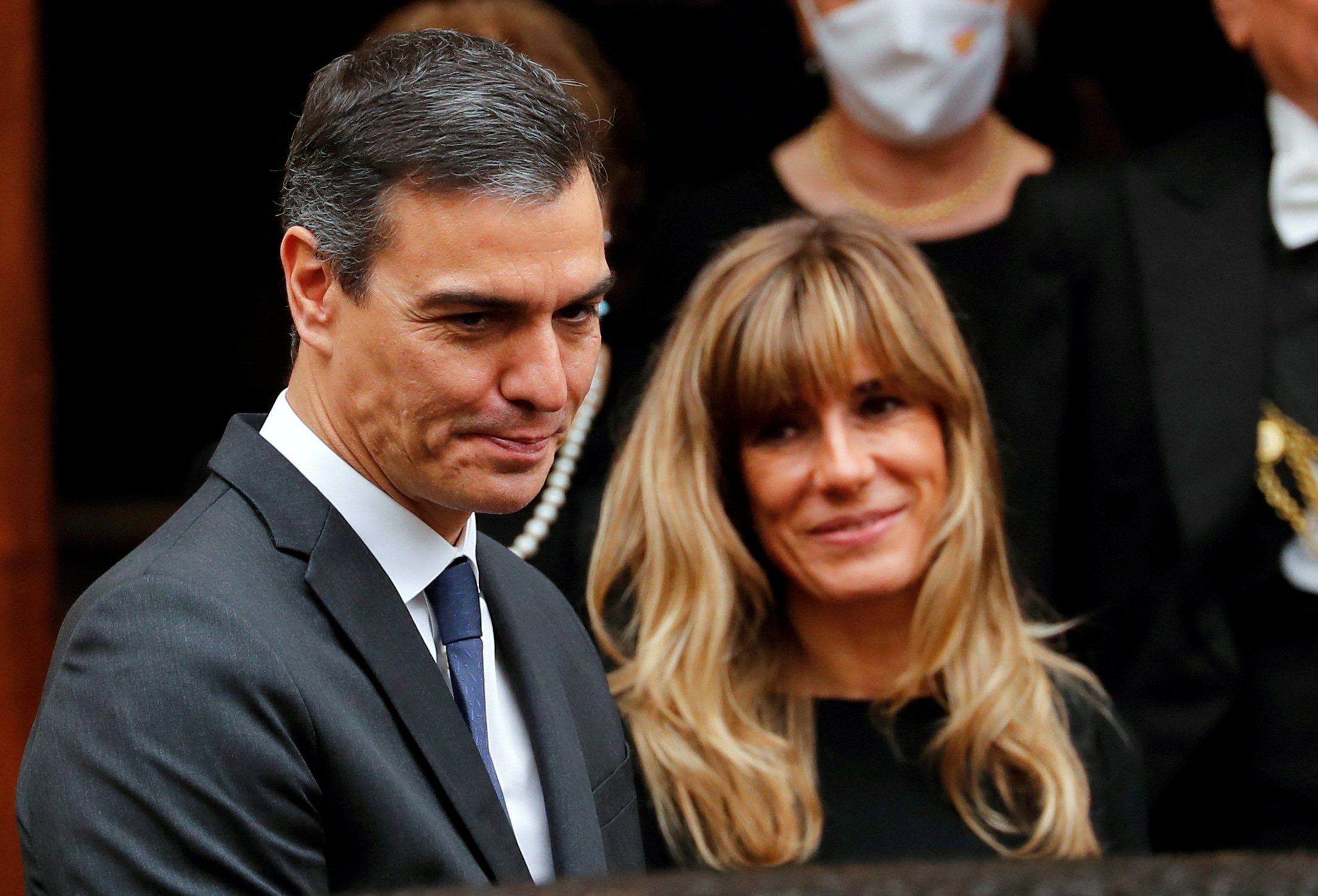 Spanish Prime Minister Pedro Sanchez and his wife, Begona Gomez, leave after meeting with Pope Francis at the Vatican in October 2020. Photo: Reuters