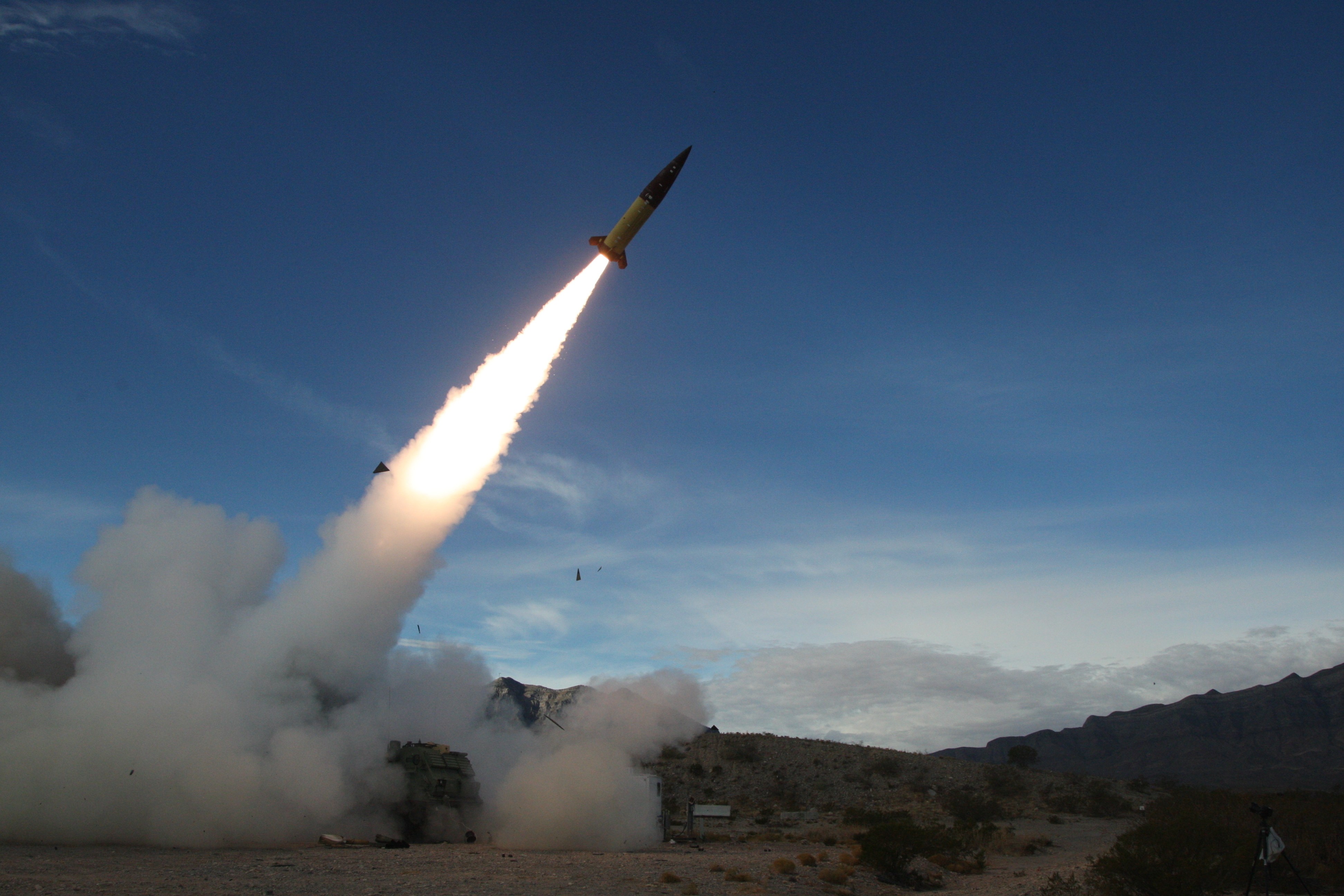US Army soldiers conduct a test of the Army Tactical Missile System at White Sands Missile Range, New Mexico, in December 2021. Photo: US Army via AP