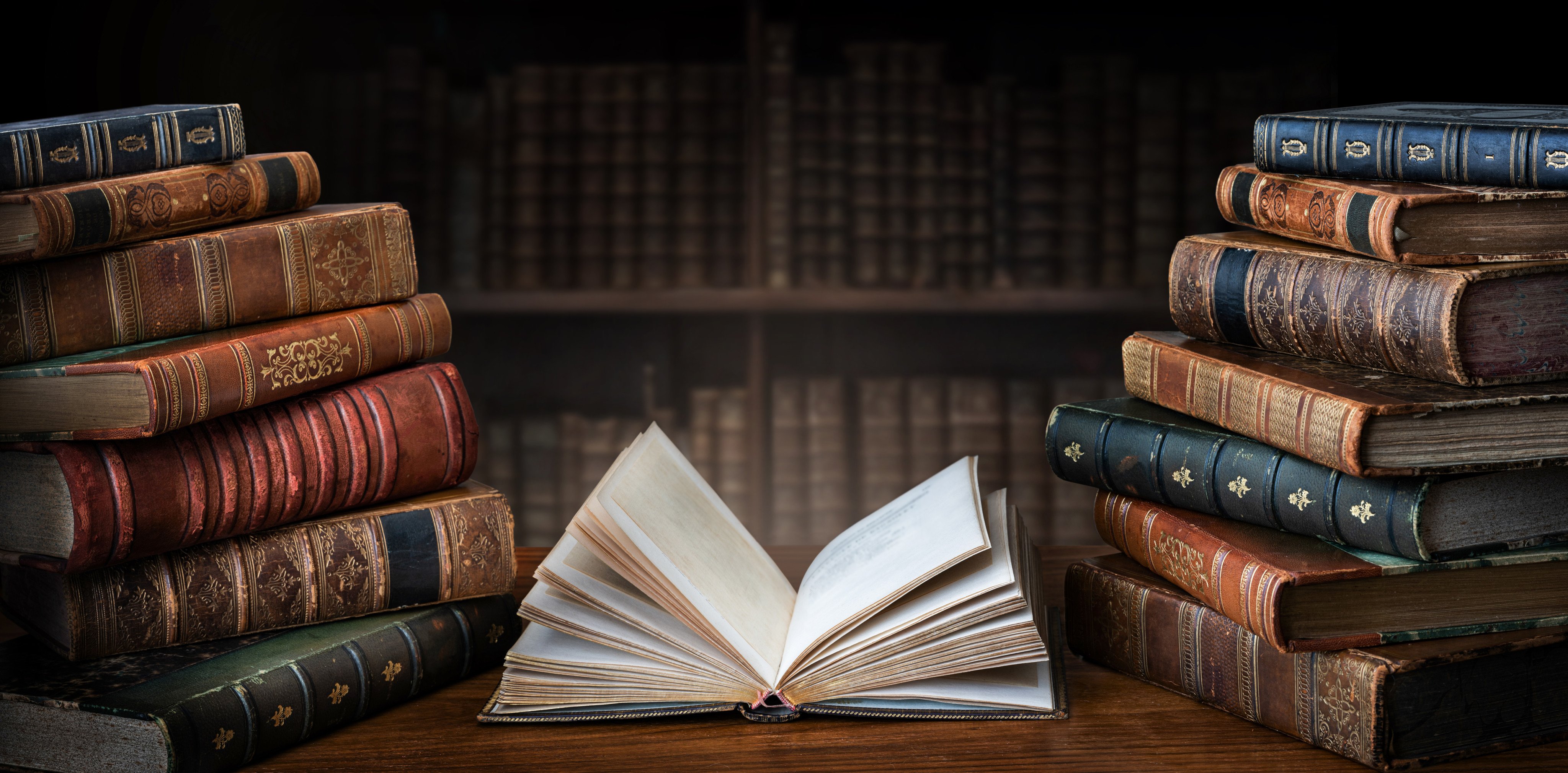 A listicle of five books that are all based on speculative fiction. Photo: Shutterstock 