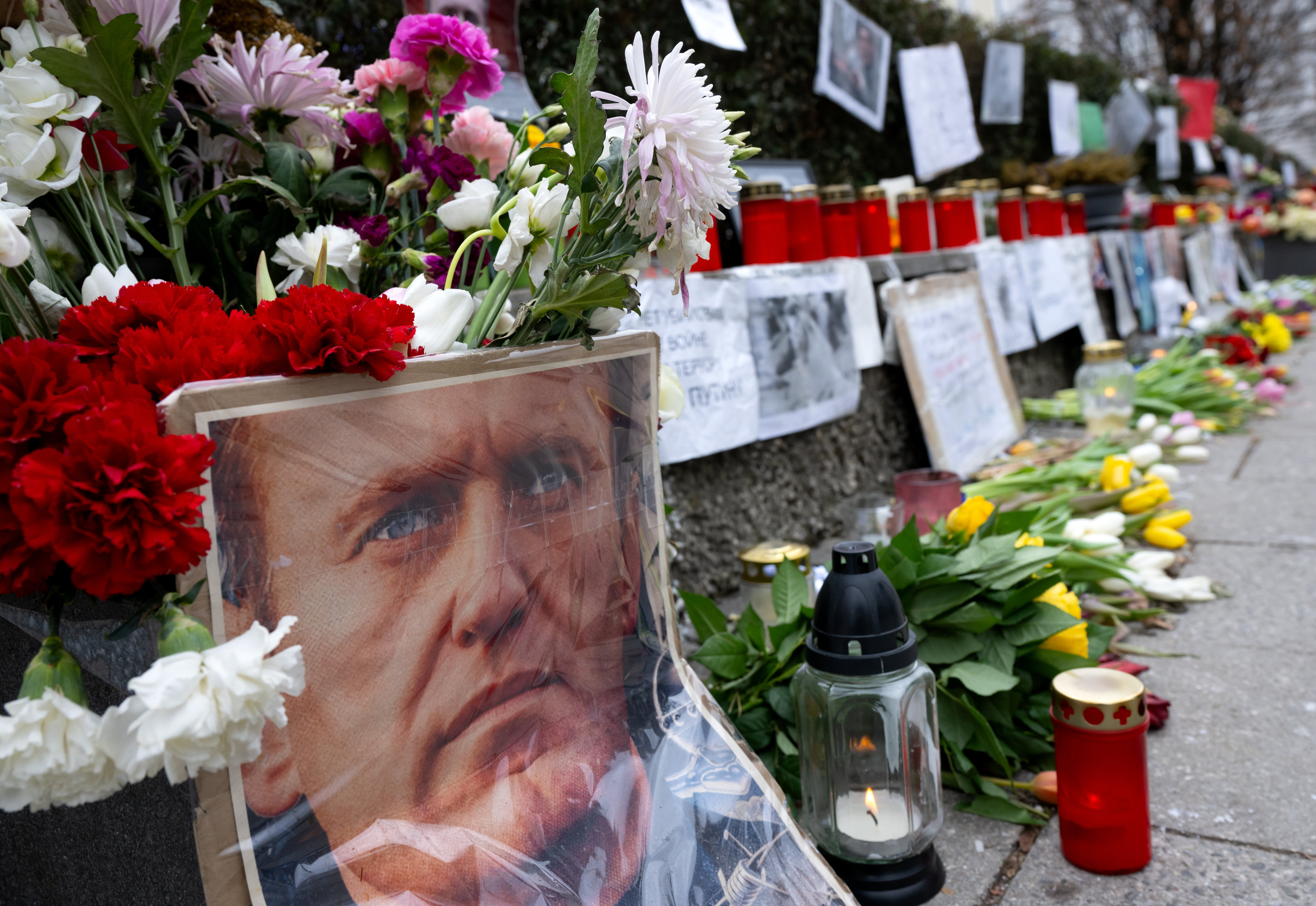 Flowers, candles and pictures are laid in tribute to Russian opposition figure Alexei Navalny, near the Consulate General of the Russian Federation. Navalny died at an Arctic prison in February. Photo: dpa