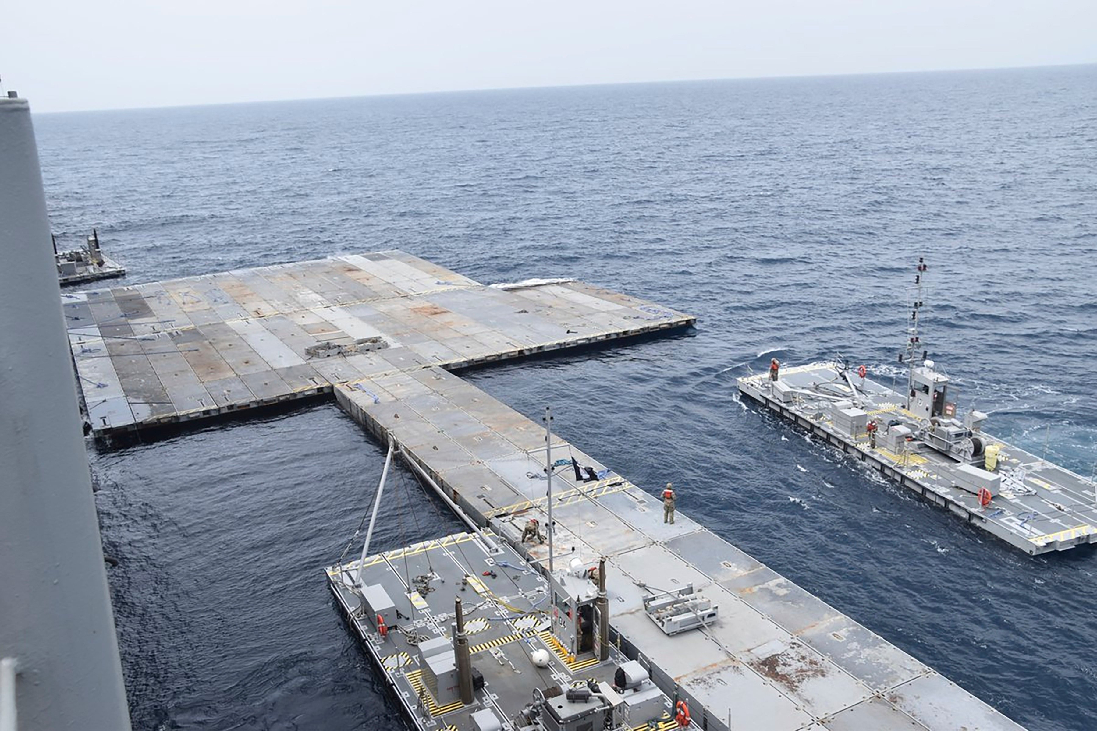 Construction of a floating pier in the Mediterranean Sea off the Gaza Strip. Photo: US Central Command via AP