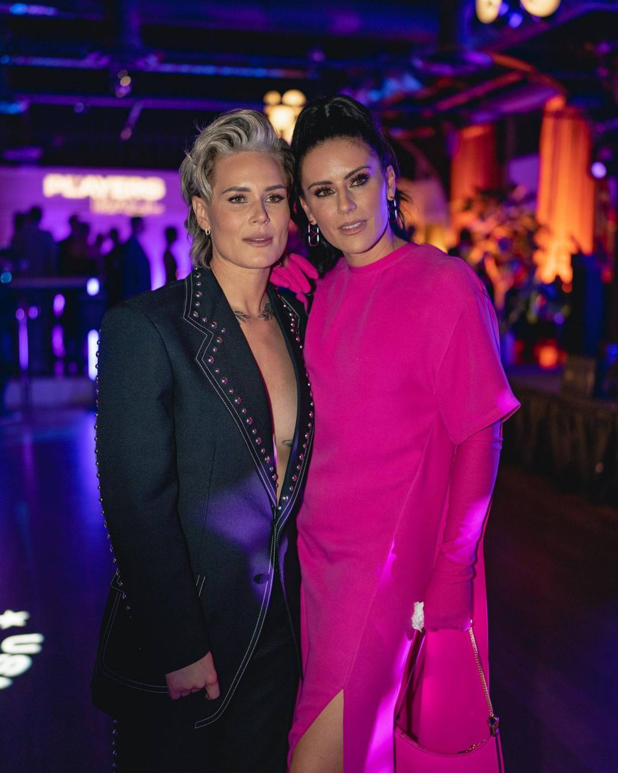 ‘How Lucky Am I?’ What Sophia Bush Said About Dating Ashlyn Harris ...