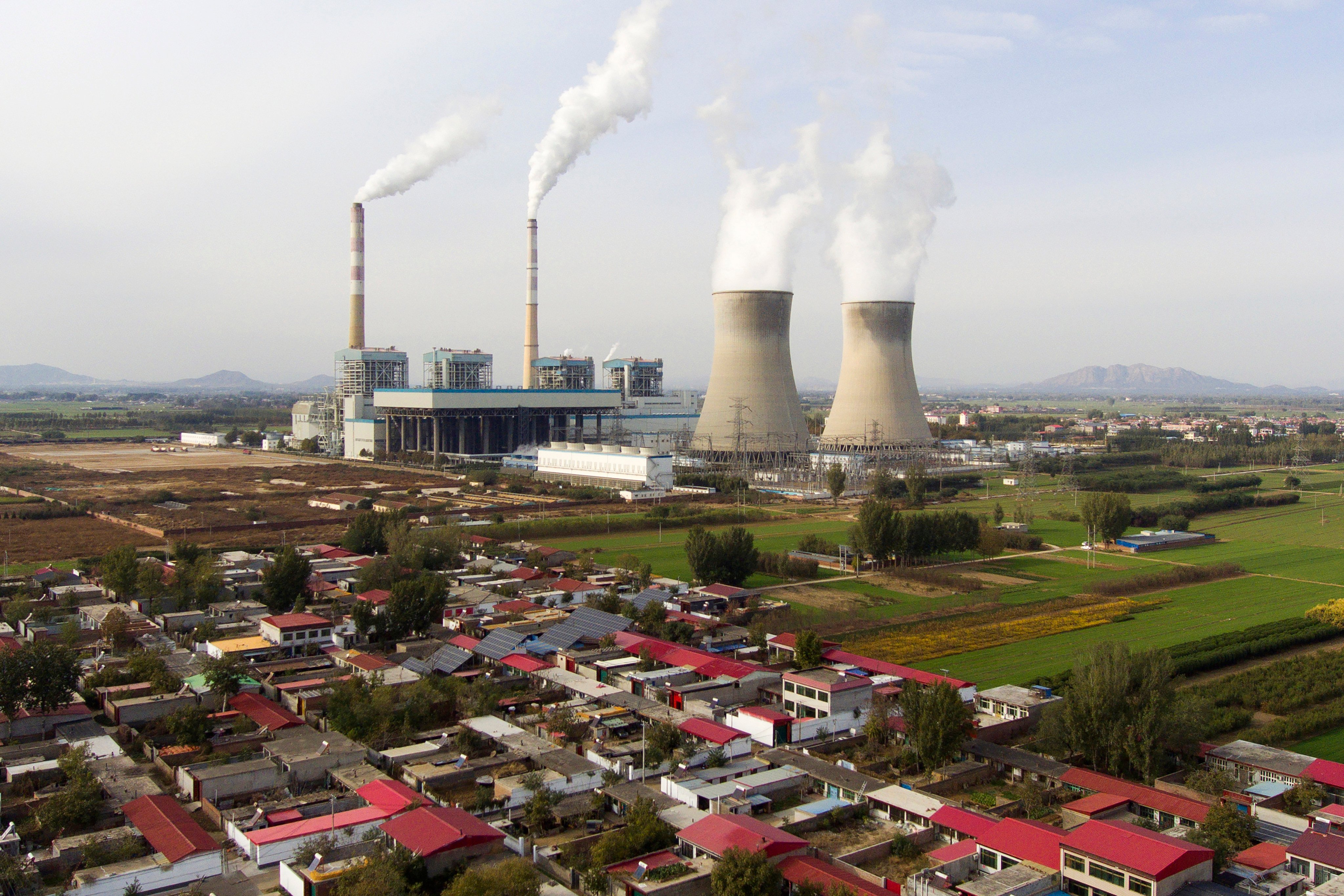 A coal-fired power plant, operates in Dingzhou, Baoding, in northern China’s Hebei province. Photo: AP