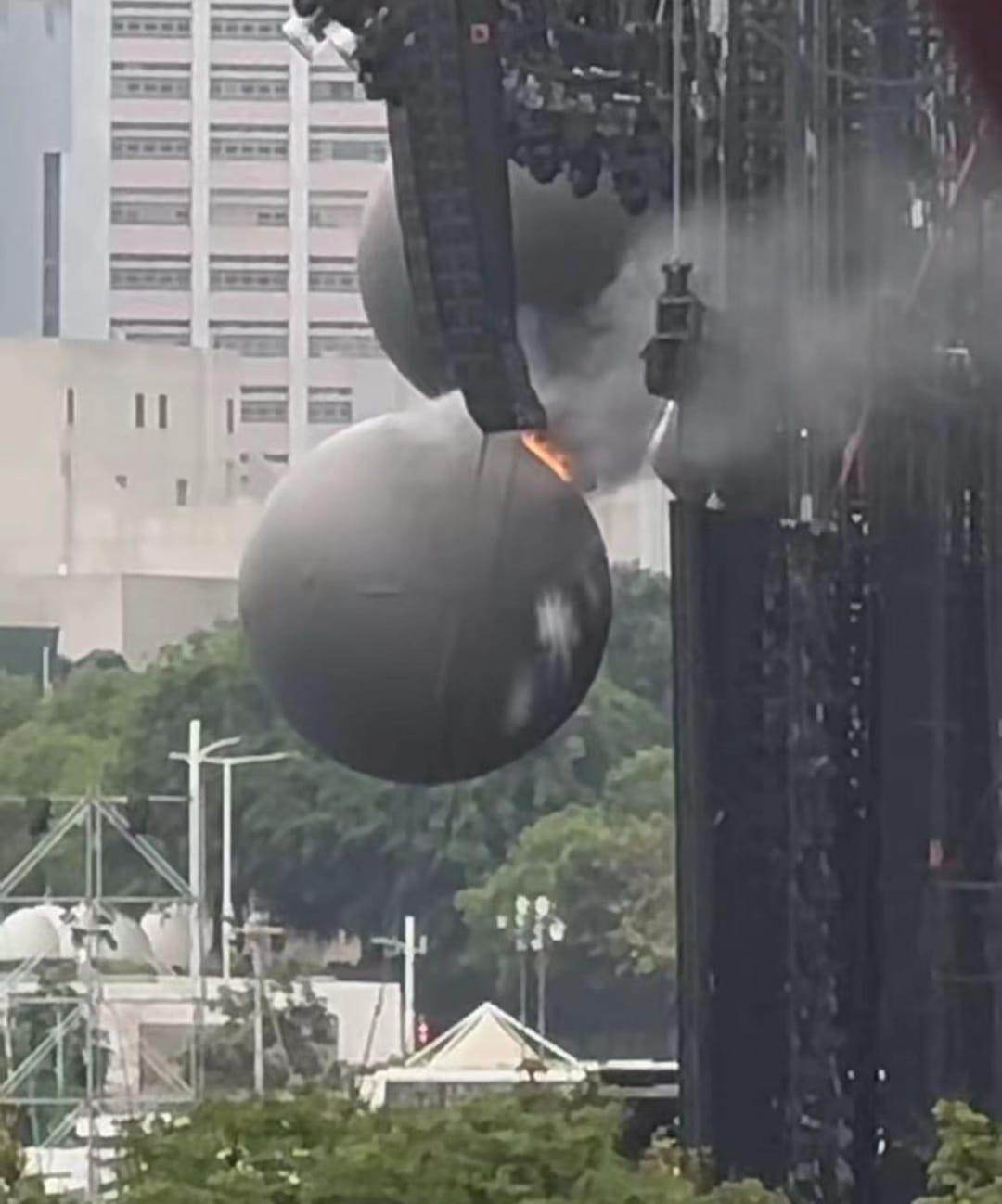 A sphere LED installation catches fire at Mayday’s concert venue. Photo: Xiaohongshu