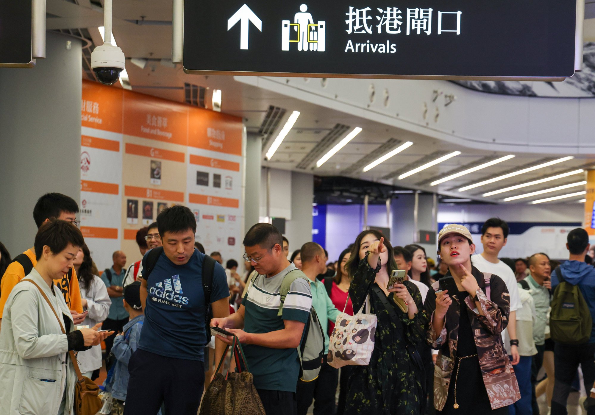 Hong Kong welcomes 43,000 mainland Chinese visitors on first day of ...