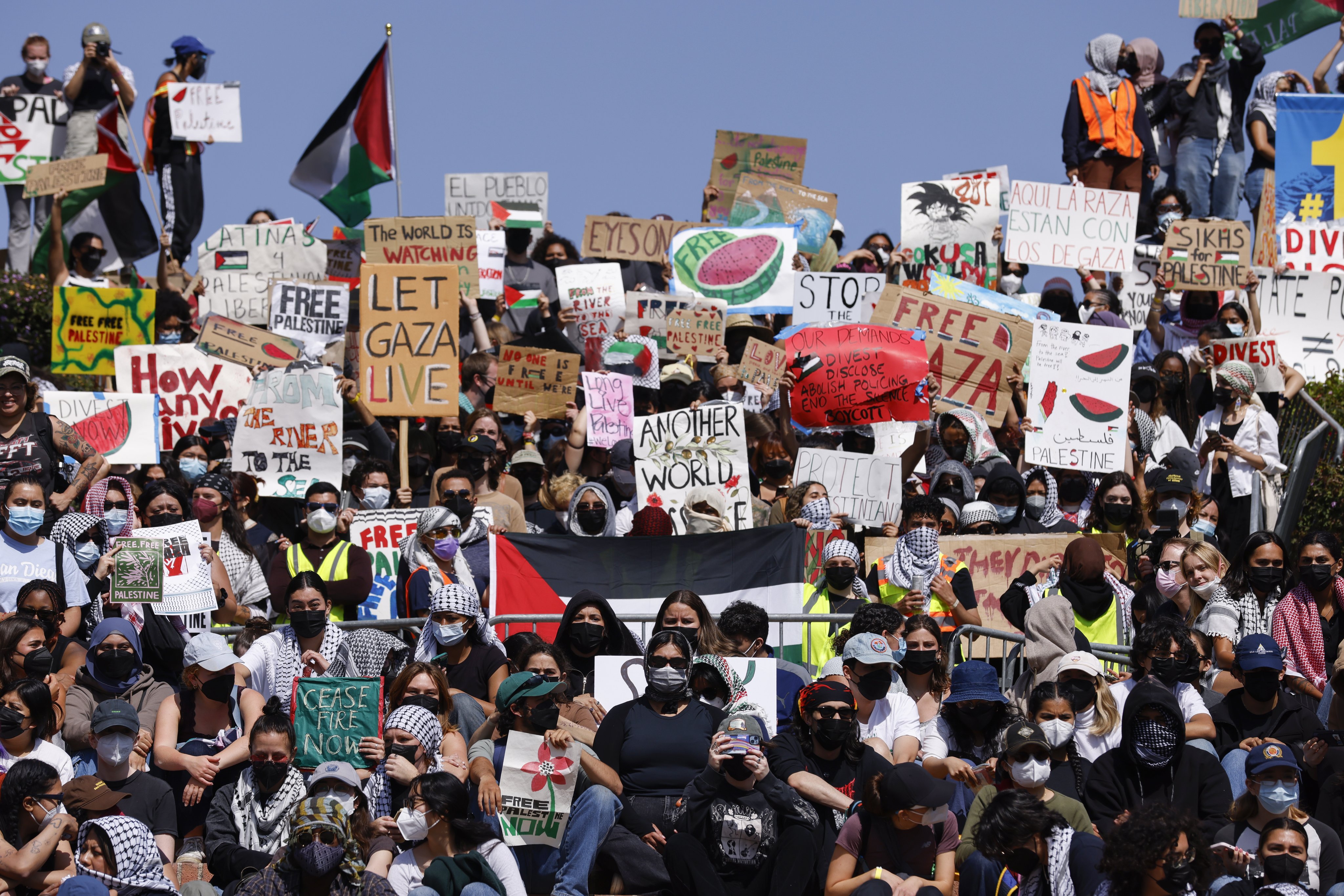 People gather in support of pro-Palestinian protesters on the University of California Los Angeles campus in Los Angeles, California on May 1, 2024. Nationwide protests have sprung up across the country on school campuses, many calling for institutions to divest investments in Israel and in support of a ceasefire in the Gaza conflict. Photo: EPA-EFE