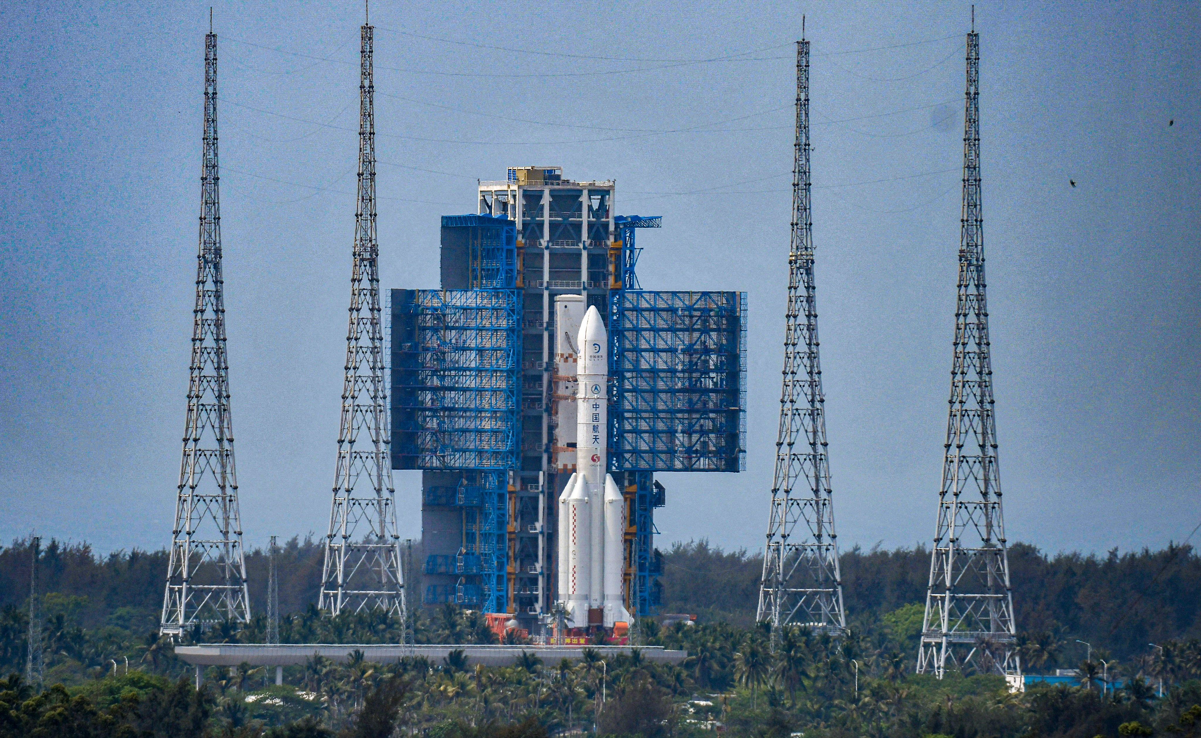 China’s Chang’e 6 lunar probe and a Long March-5 Y8 carrier rocket combination sit on a launch pad at the Wenchang Space Launch Site in Hainan province on April 27. Photo: cnsphoto via Reuters
