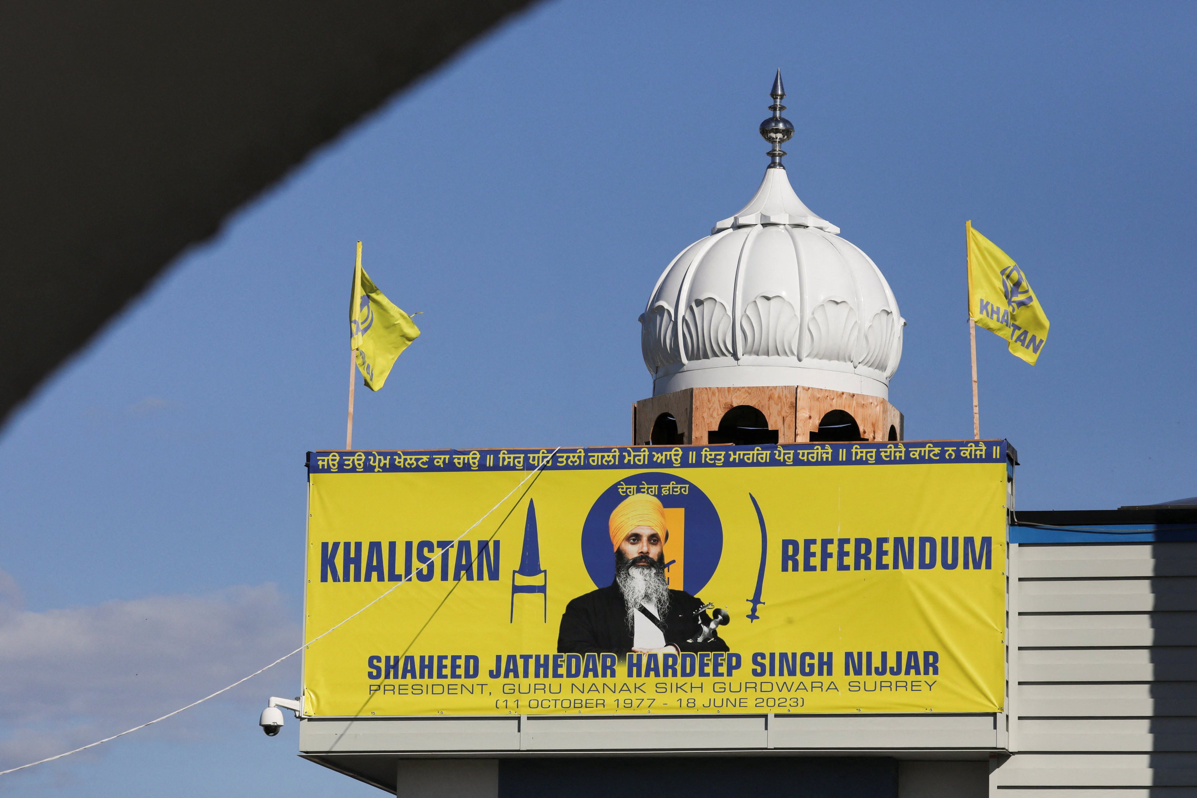 A banner with the image of Sikh leader Hardeep Singh Nijjar is seen at the Guru Nanak Sikh Gurdwara temple in Surrey, British Columbia, Canada, in September 2023. Photo: Reuters 