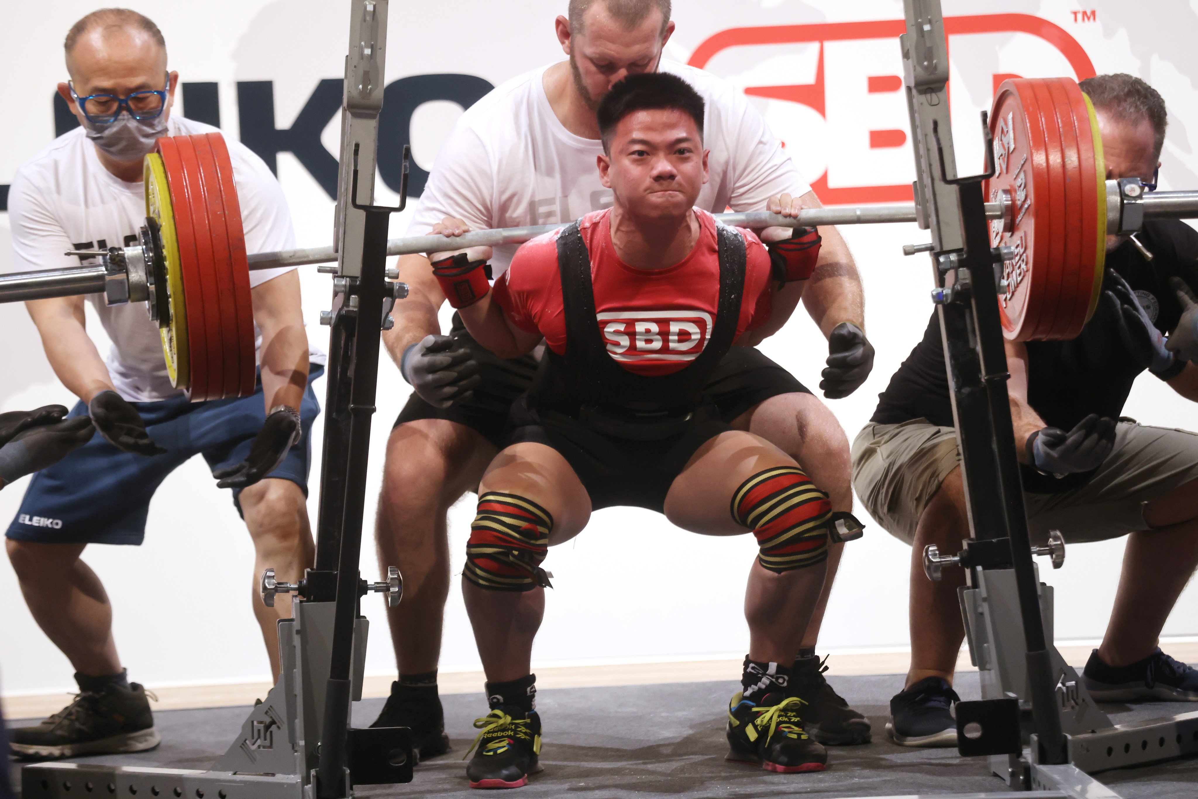 Taiwanese lifter Wang Yu-cheng takes part in the championship at Hong Kong’s Queen Elizabeth Stadium on Friday. Photo: Jonathan Wong