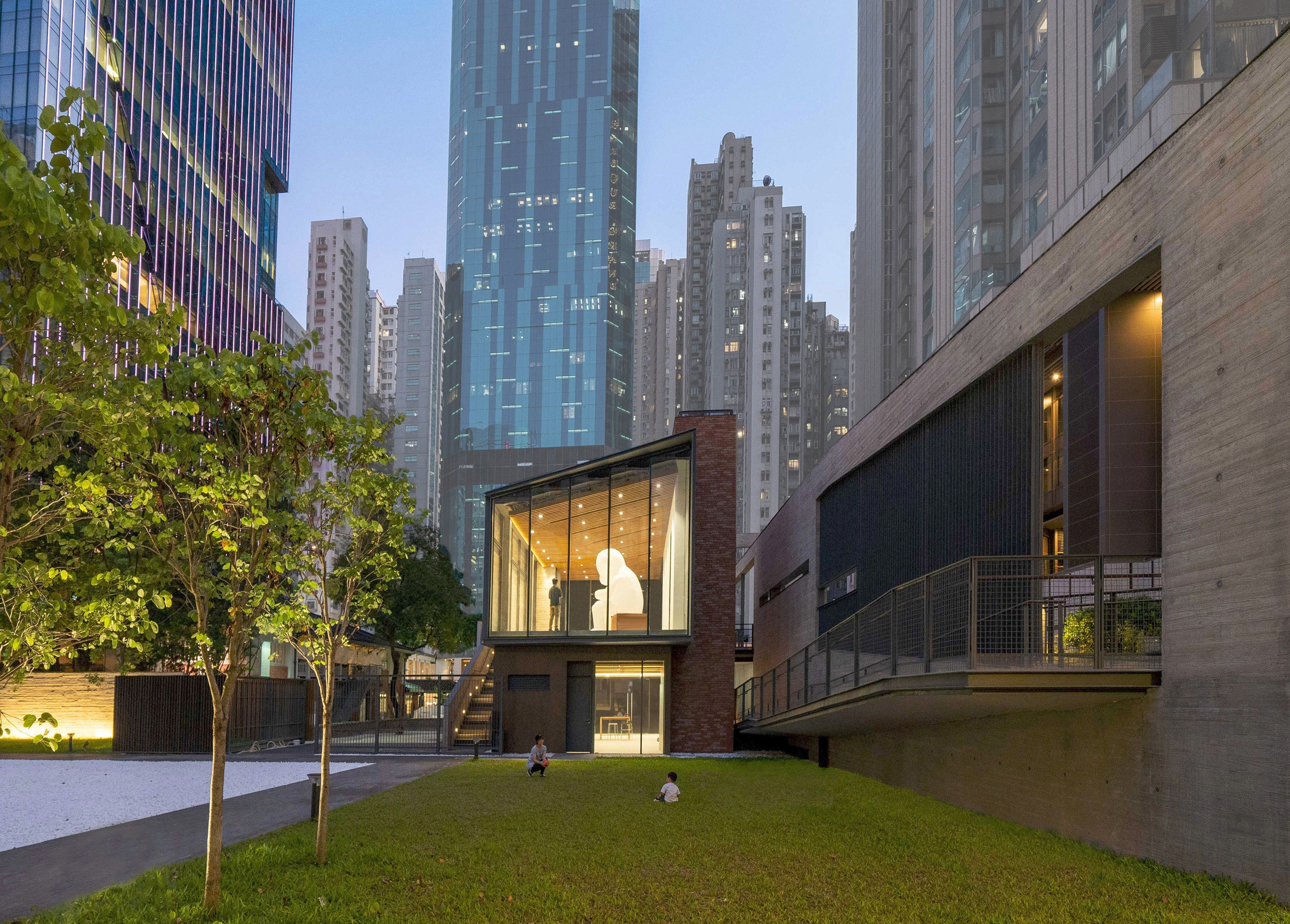 Featured in Raymond Fung’s book, “Untold Stories: Hong Kong Architecture”, is the 2022 expansion of the Oi! art space on Oil Street, North Point, by Architectural Services Department architects led by Edward Wong. 