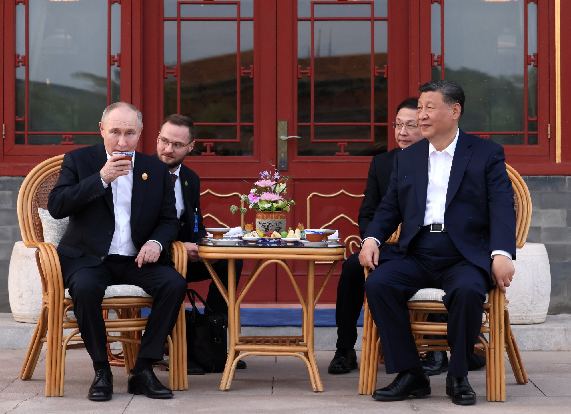 A 12,000-word joint communique released after a summit between Russian President Vladimir Putin (left) and his Chinese counterpart Xi Jinping last week singles the US out for what it calls “hegemonic behaviour”. Photo: EPA-EFE/ Mikhail Metzel / Sputnik / Kremlin Pool