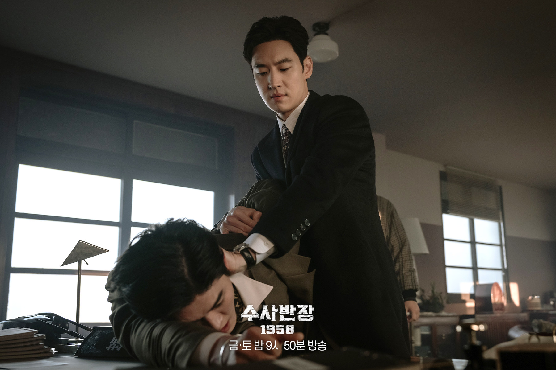 Disney+ K-drama Chief Detective 1958, a prequel to the long-running series Chief Inspector screened from 1971 to 1989 in South Korea, is set in the late 1950s, and stars Lee Je-hoon as Detective Park Yeong-han (above) and Seo Eun-soo as his sweetheart Lee Hye-ju.