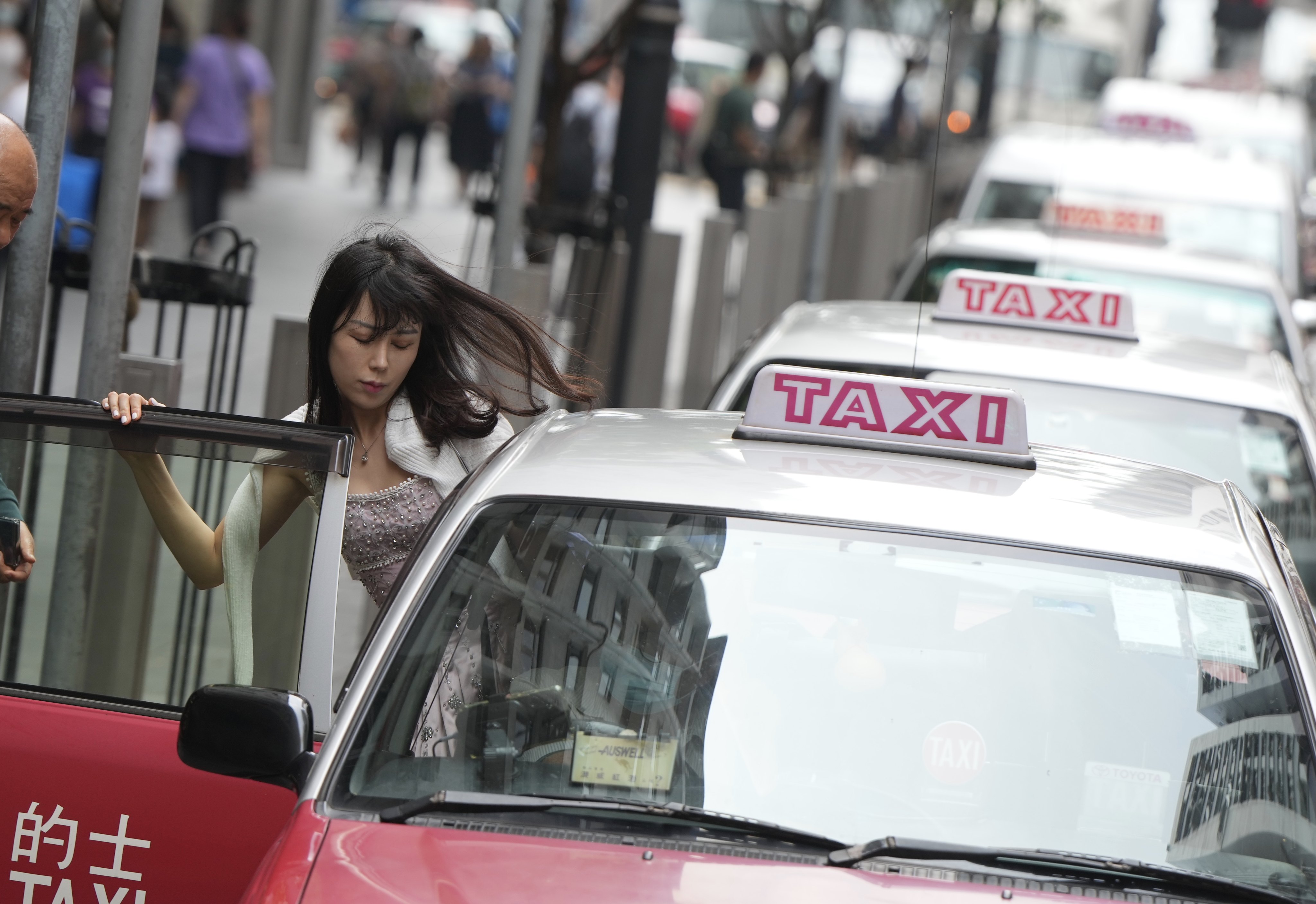 The Transport Advisory Committee has said it received 2,890 complaints concerning taxi services between October and December of 2023. Photo: Sam Tsang