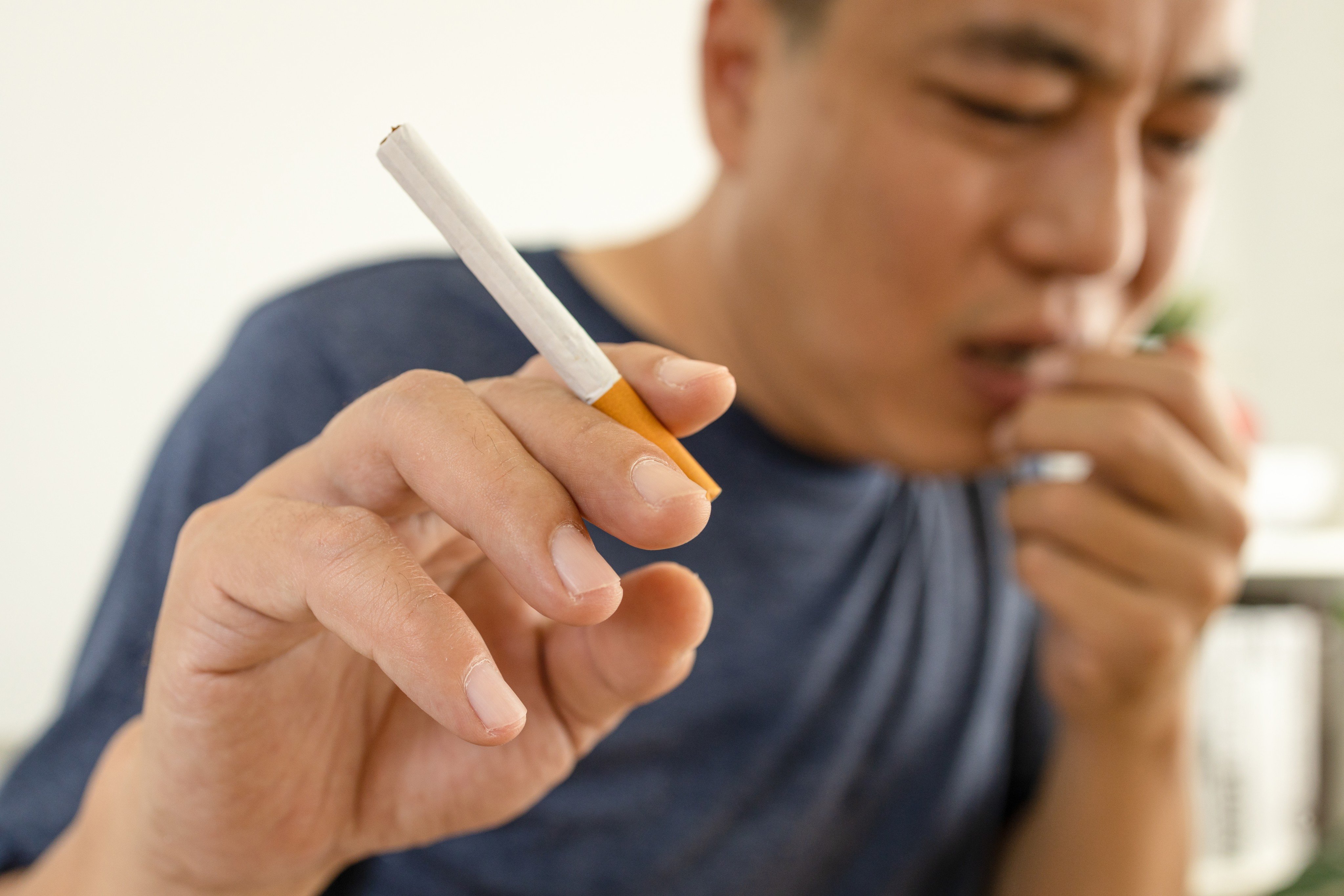 Smoking shrinks your brain, increasing the risk of dementia. However, quitting the habit, even aged 60, substantially reduces the risk. Photo: Shutterstock
