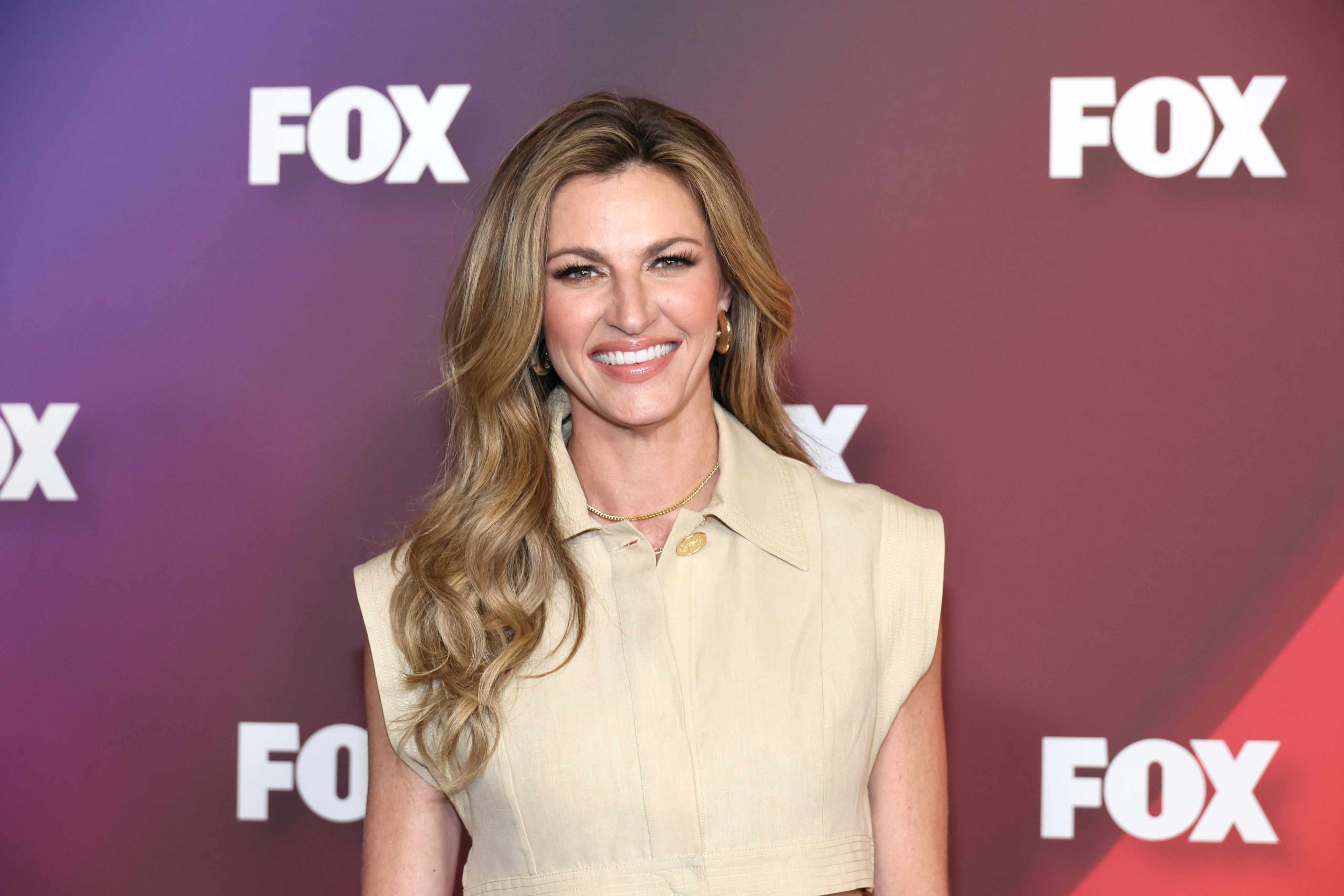 Erin Andrews, NFL reporter ... and celebrity matchmaker? Photo: Getty Images