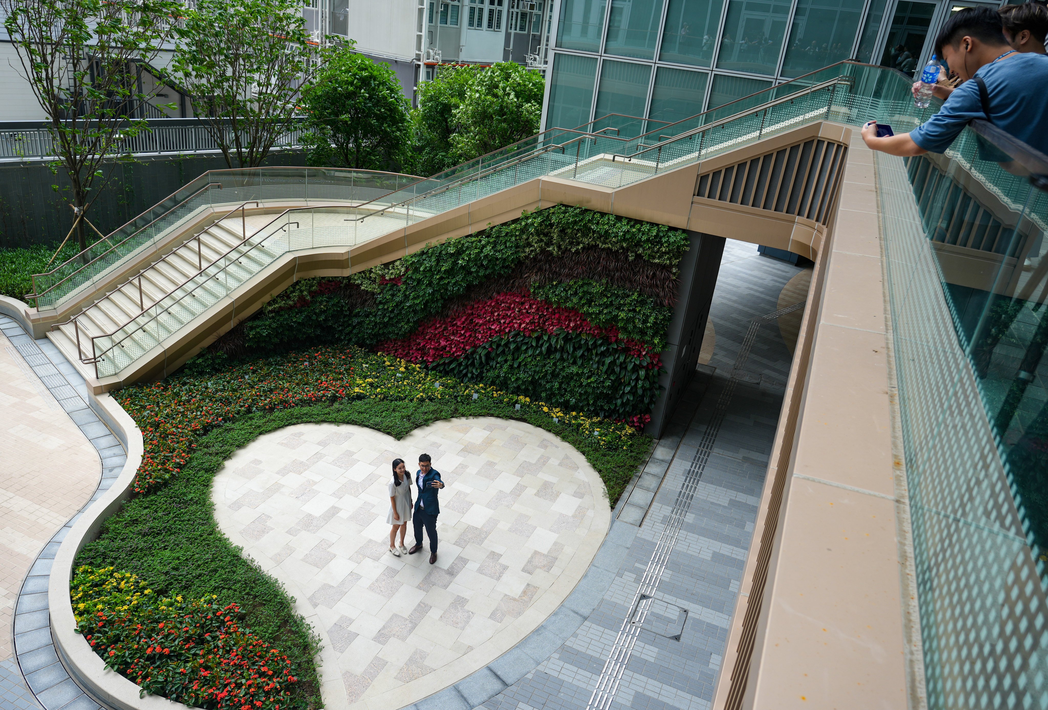 A new marriage registry in Tseung Kwan O boasts a heart-shaped garden. Photo: Sam Tsang