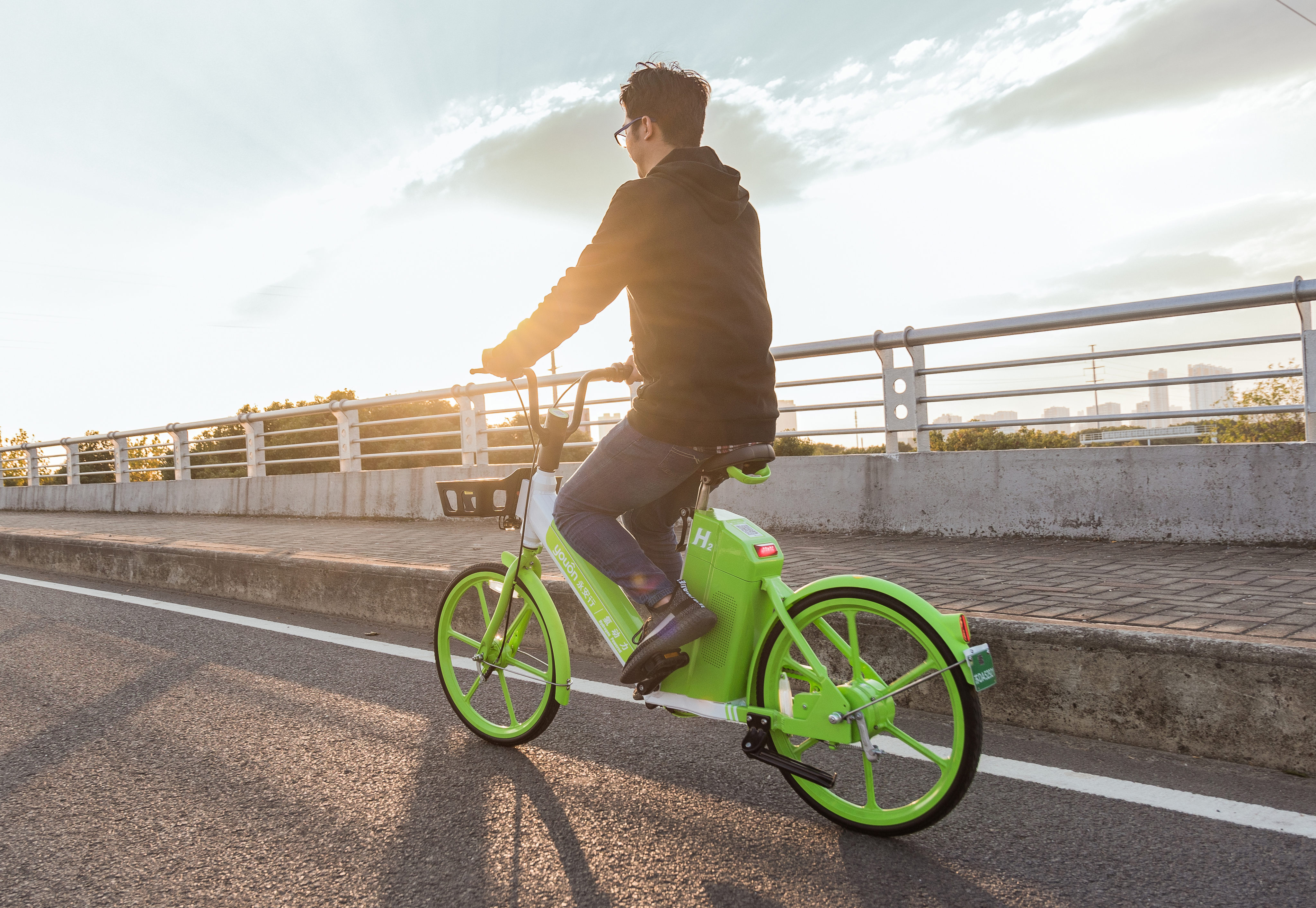 Hydrogen-powered bikes like this one have been recalled in suburban Shanghai for “certain adjustments”. Photo: Youon Handout