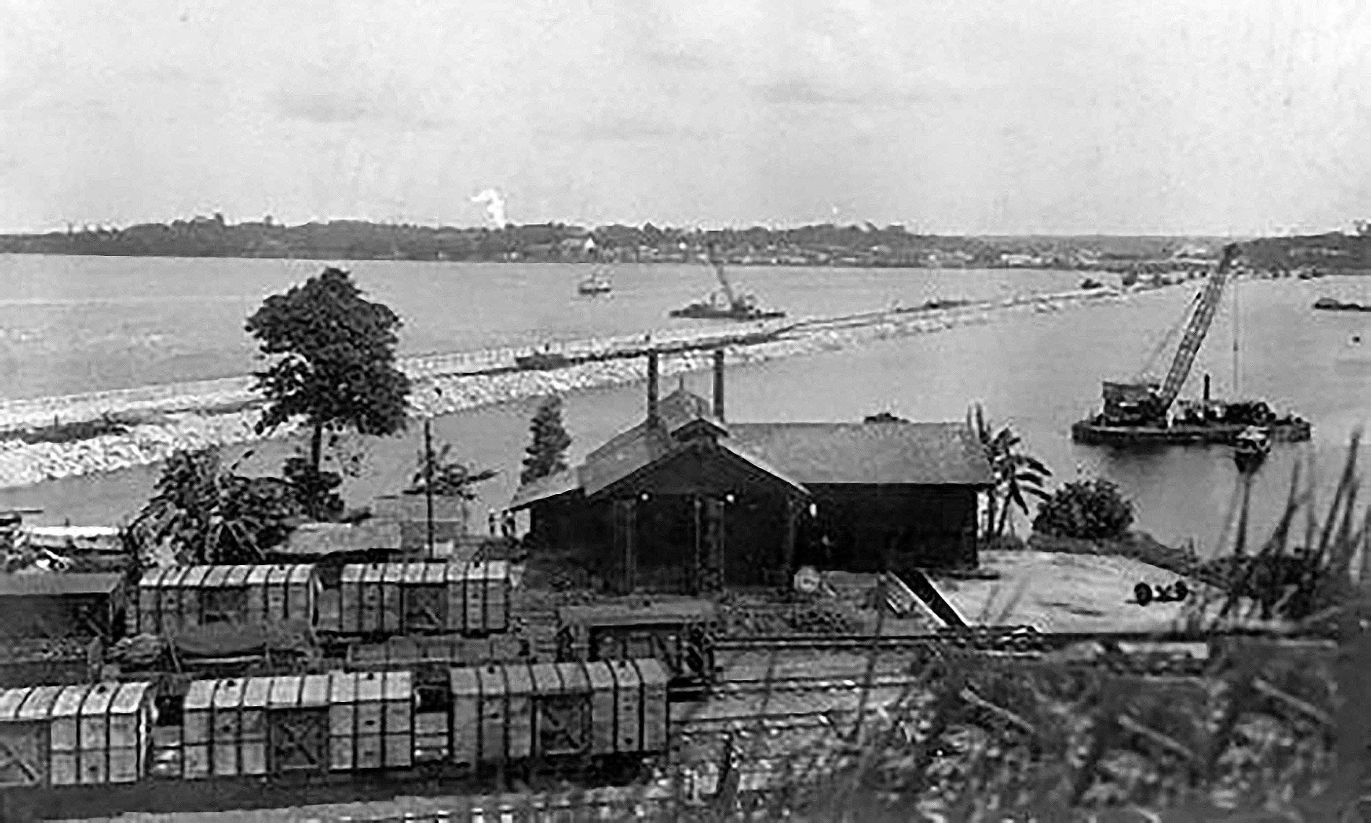 The Johor-Singapore causeway is seen under construction in the early 1920s. Photo: Handout