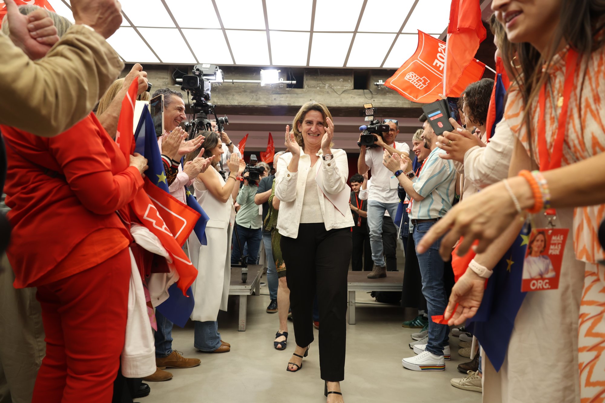 Los centristas en España frenan el ascenso de la extrema derecha en la votación de la Unión Europea