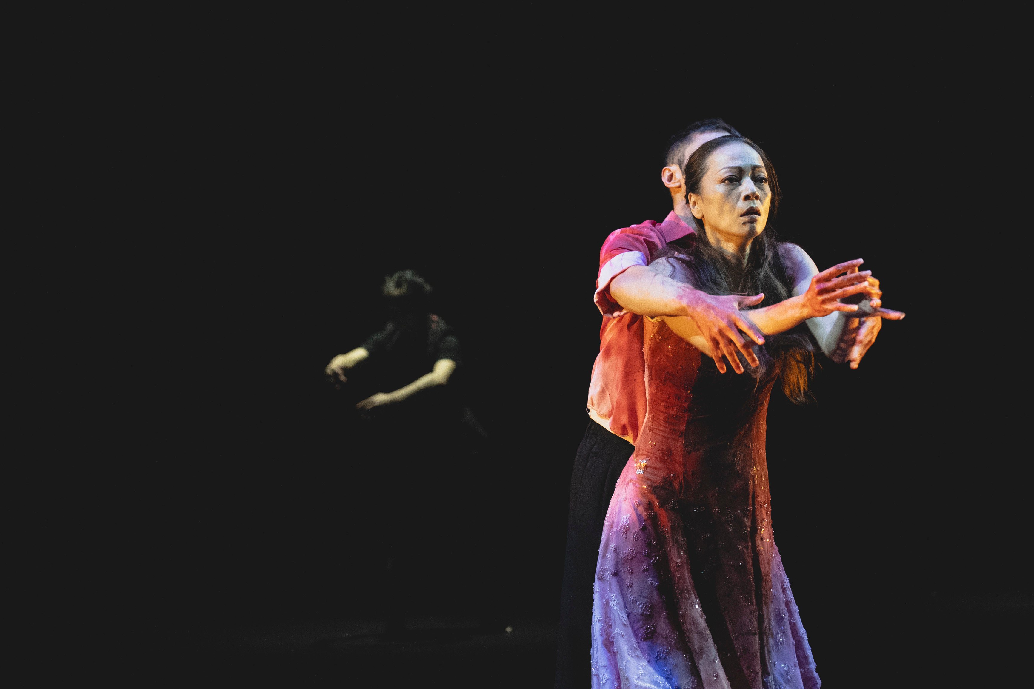 Hong Kong Dance Company principal dancer Hua Chi-yu (front) in the title role and senior dancer Lee Chia-ming (rear) as Macbeth in Lady Macbeth, a dance theatre work staged as part of the first Hong Kong International Shakespeare Festival. Photo: Fung Wai-sun