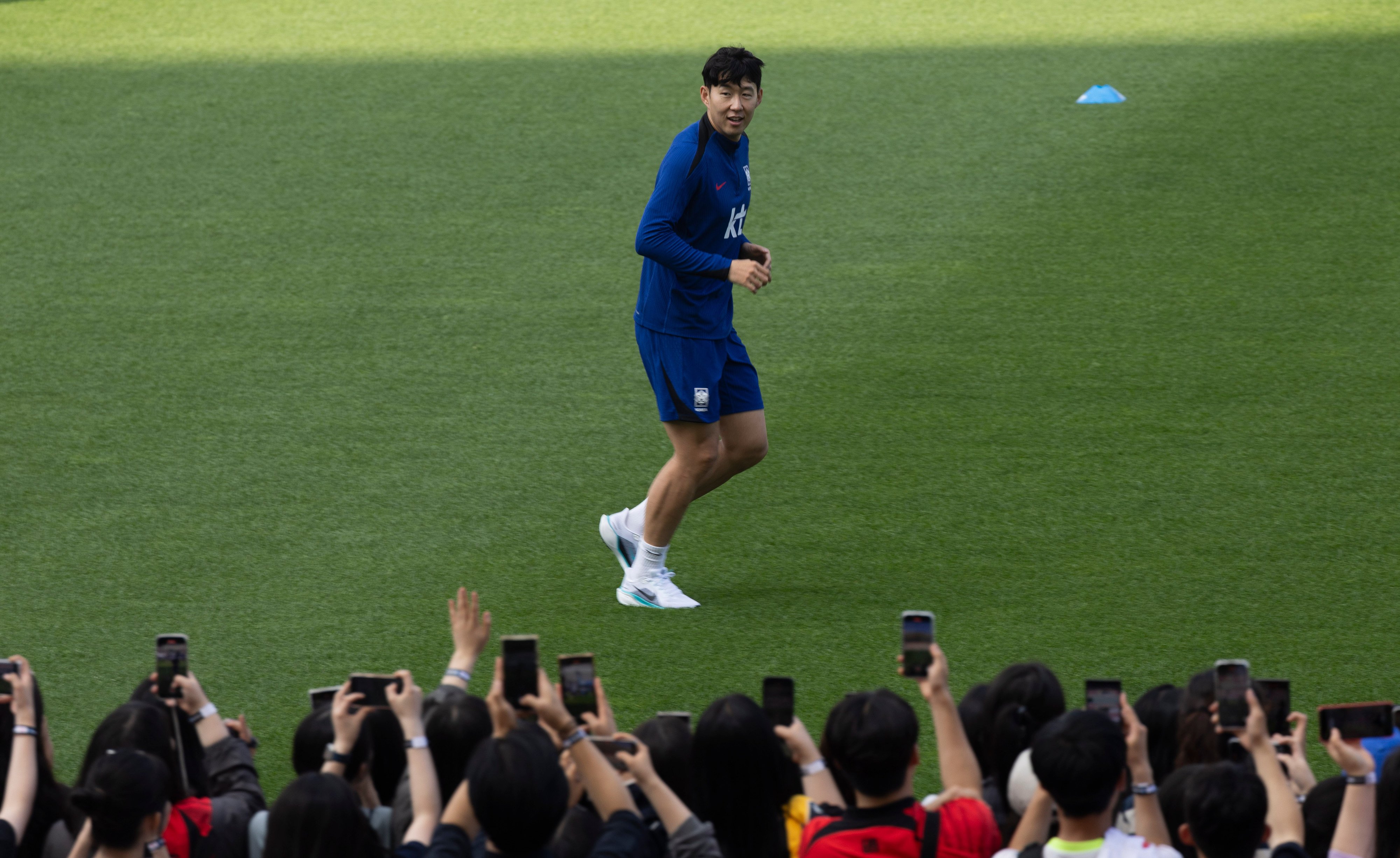 The eyes of millions will be on Son Heung-min’s South Korea when they host China on Tuesday, with both teams wanting a result. Photo: Xinhua