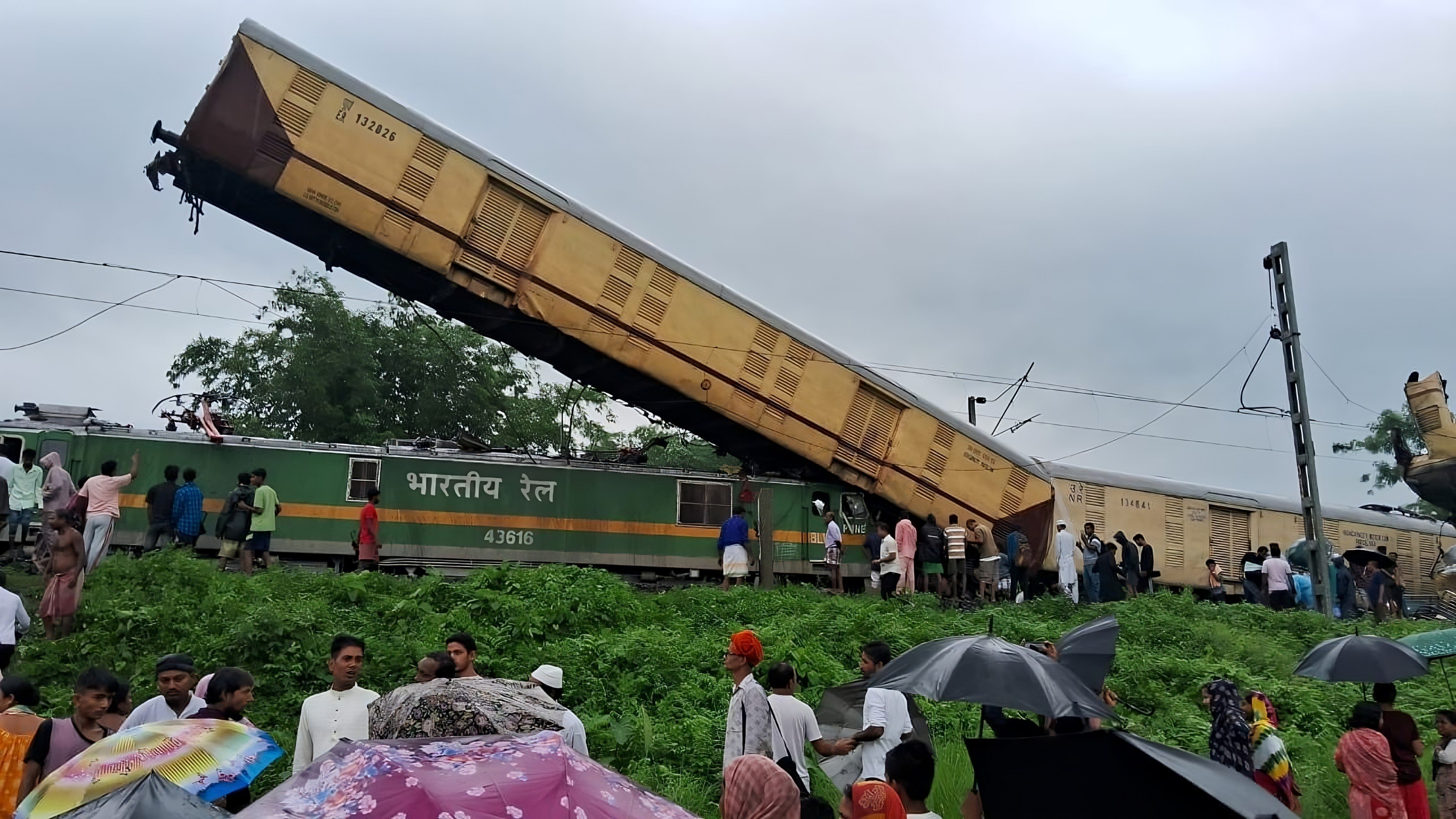 One train involved in the crash on Monday rammed into the end of the other, sending a compartment rising vertically into the air. Photo: X/Nher_who