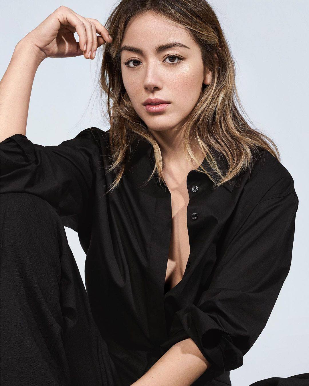 Who is Chloe Bennet, and did Charli XCX just write a song about her? Photo: @chloebennet/Instagram