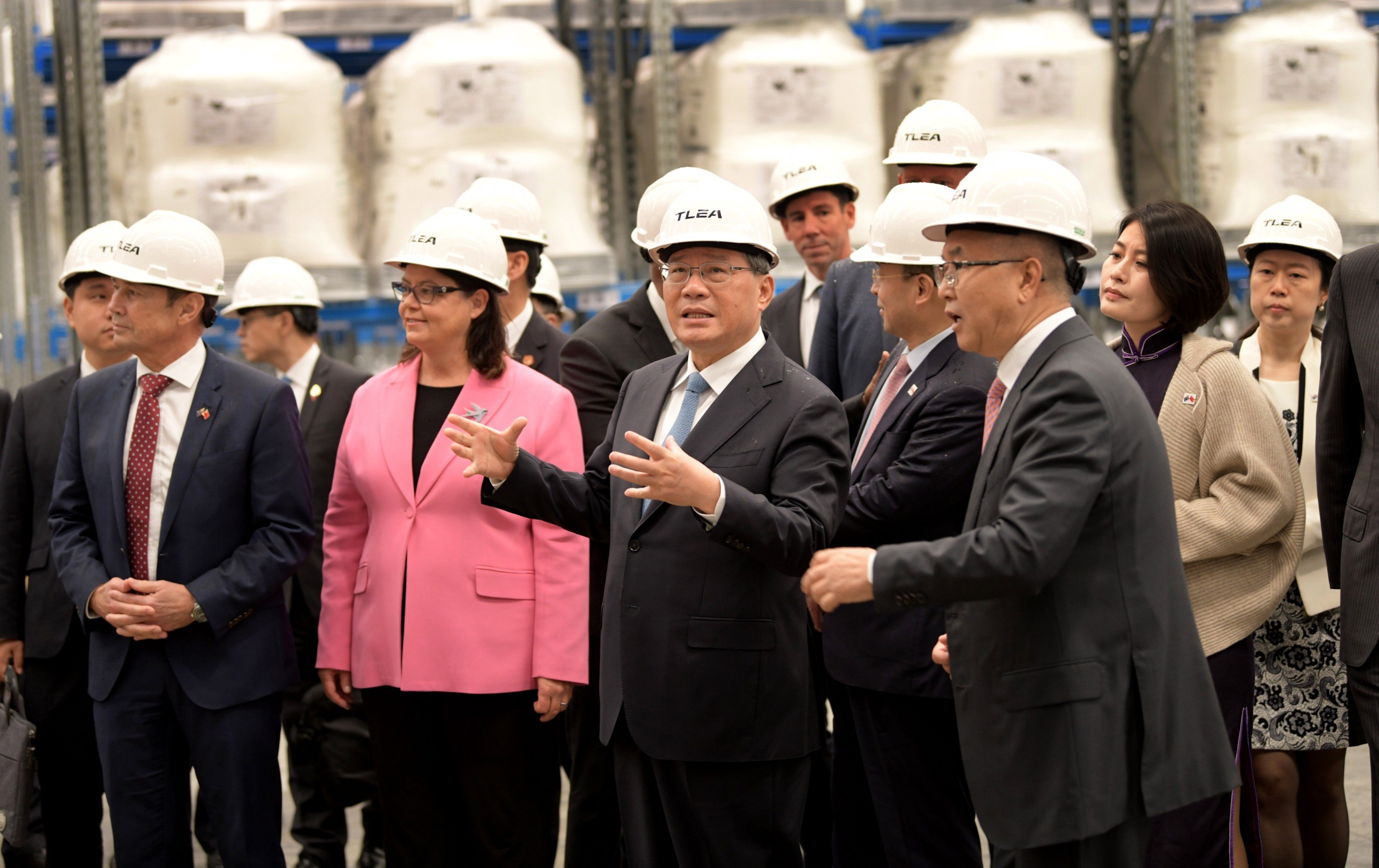 Chinese Premier Li Qiang during a visit to Tianqi Lithium Energy Australia. Photo: dpa