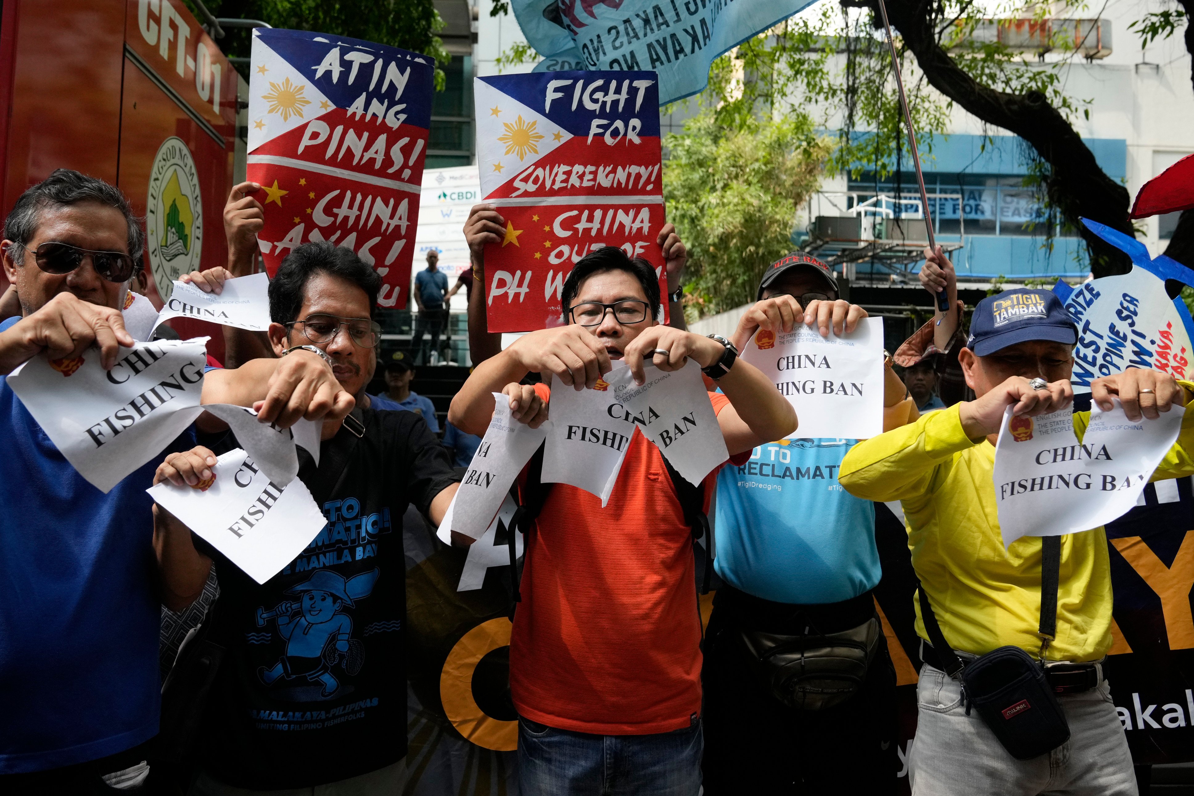 Activists stage an anti-China protest near the Chinese consulate in Makati, Philippines, earlier this month over the South China Sea dispute. Photo: AP