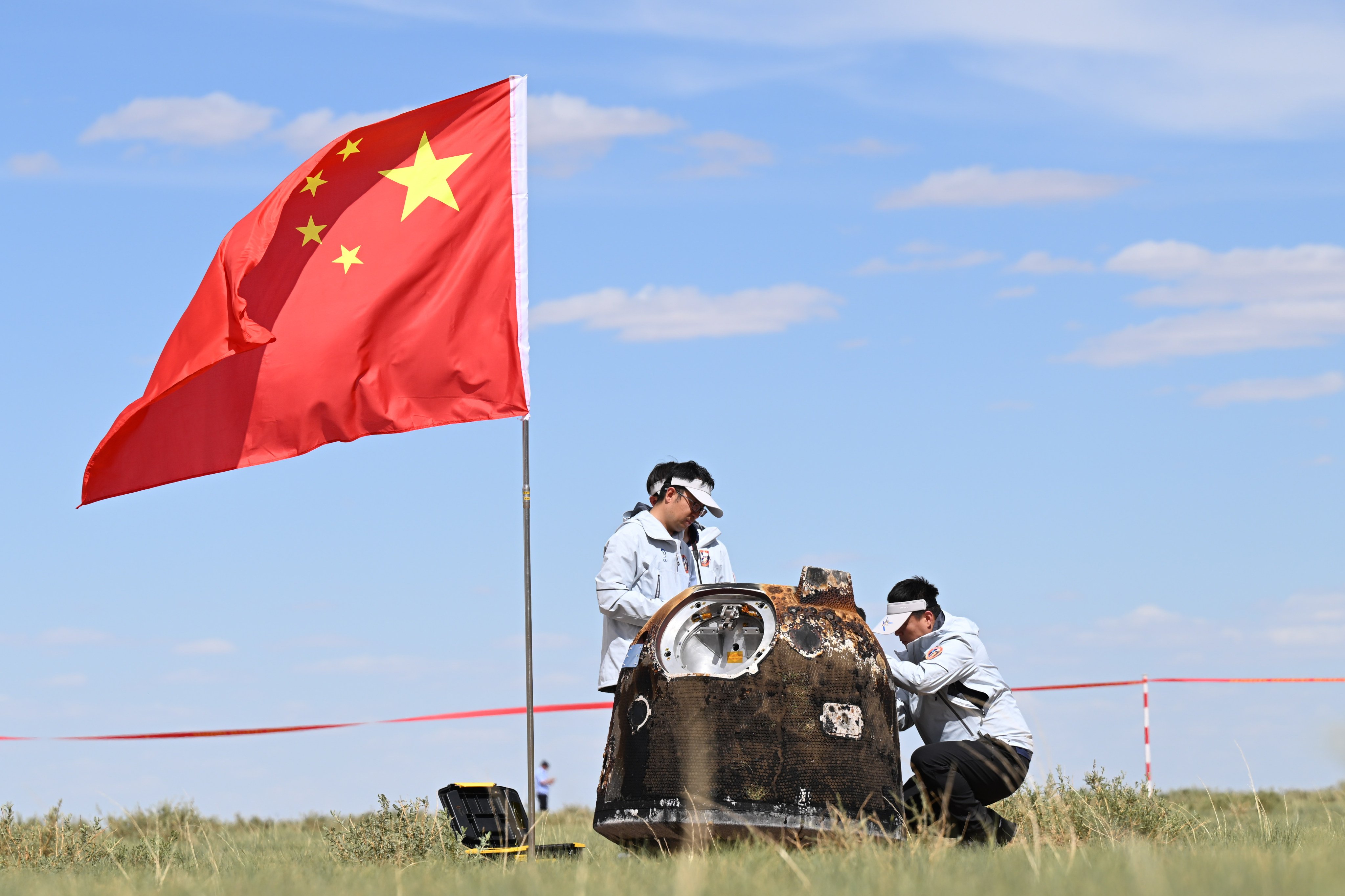 A re-entry capsule containing samples from the far side of the moon touched down in Inner Mongolia on Tuesday. Photo: Xinhua