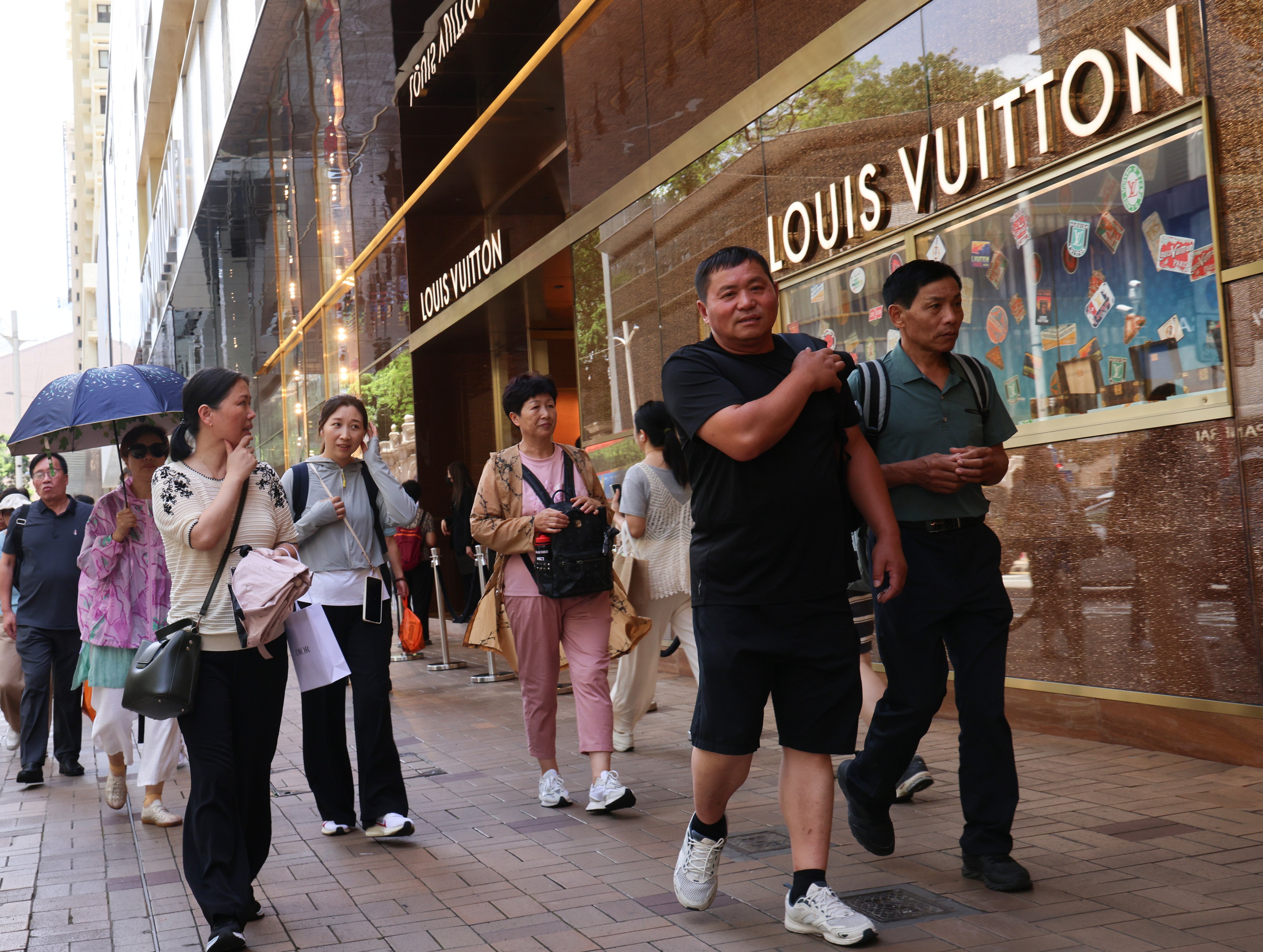 Beijing has said the duty-free shopping allowance for mainland tourists in Hong Kong will be raised to up to HK$16,100 per trip. Photo: Jelly Tse