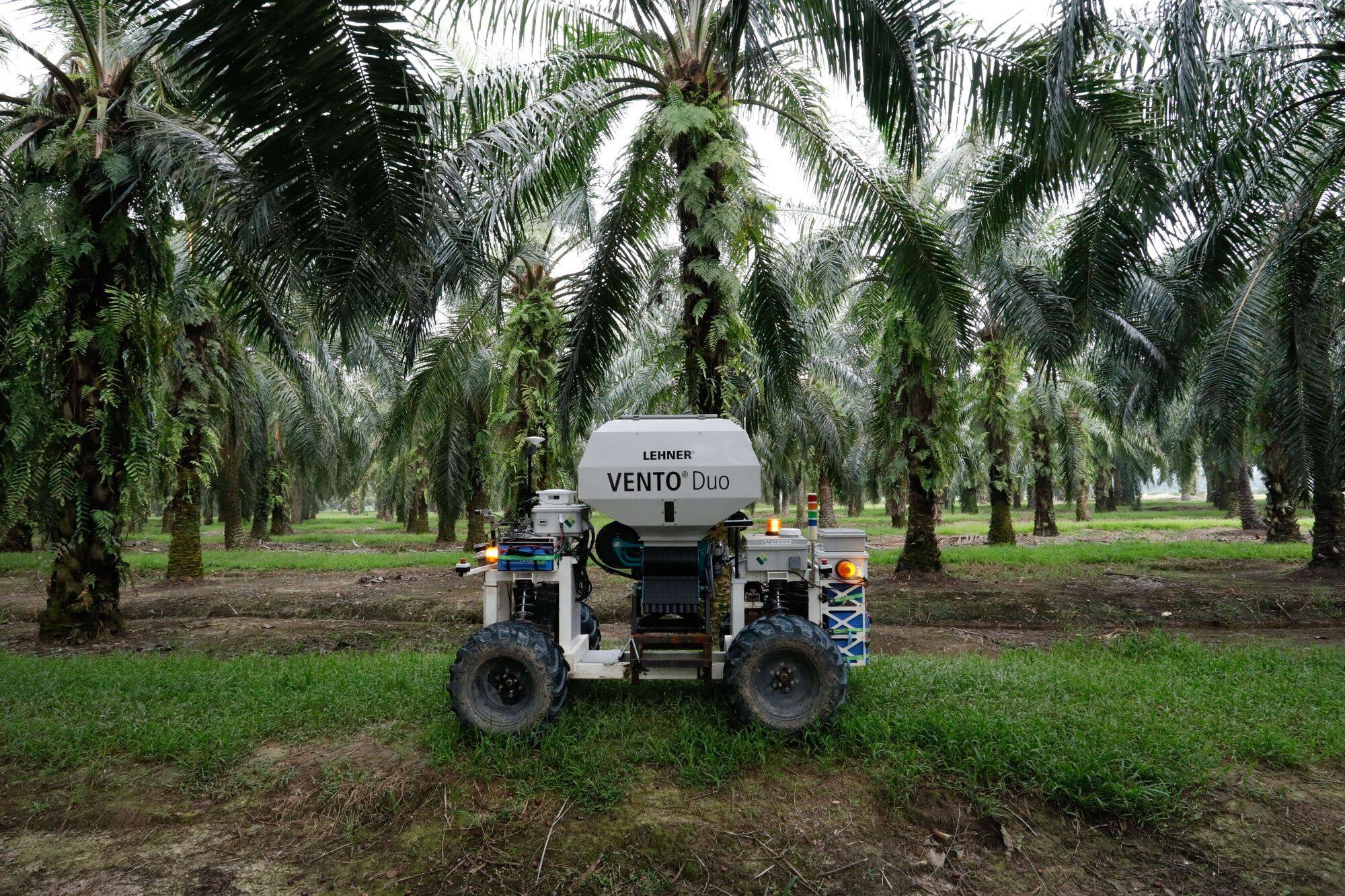 An autonomous fertiliser spreader at SD Guthrie’s Sungai Linau estate in Selangor, Malaysia. Photo: Bloomberg