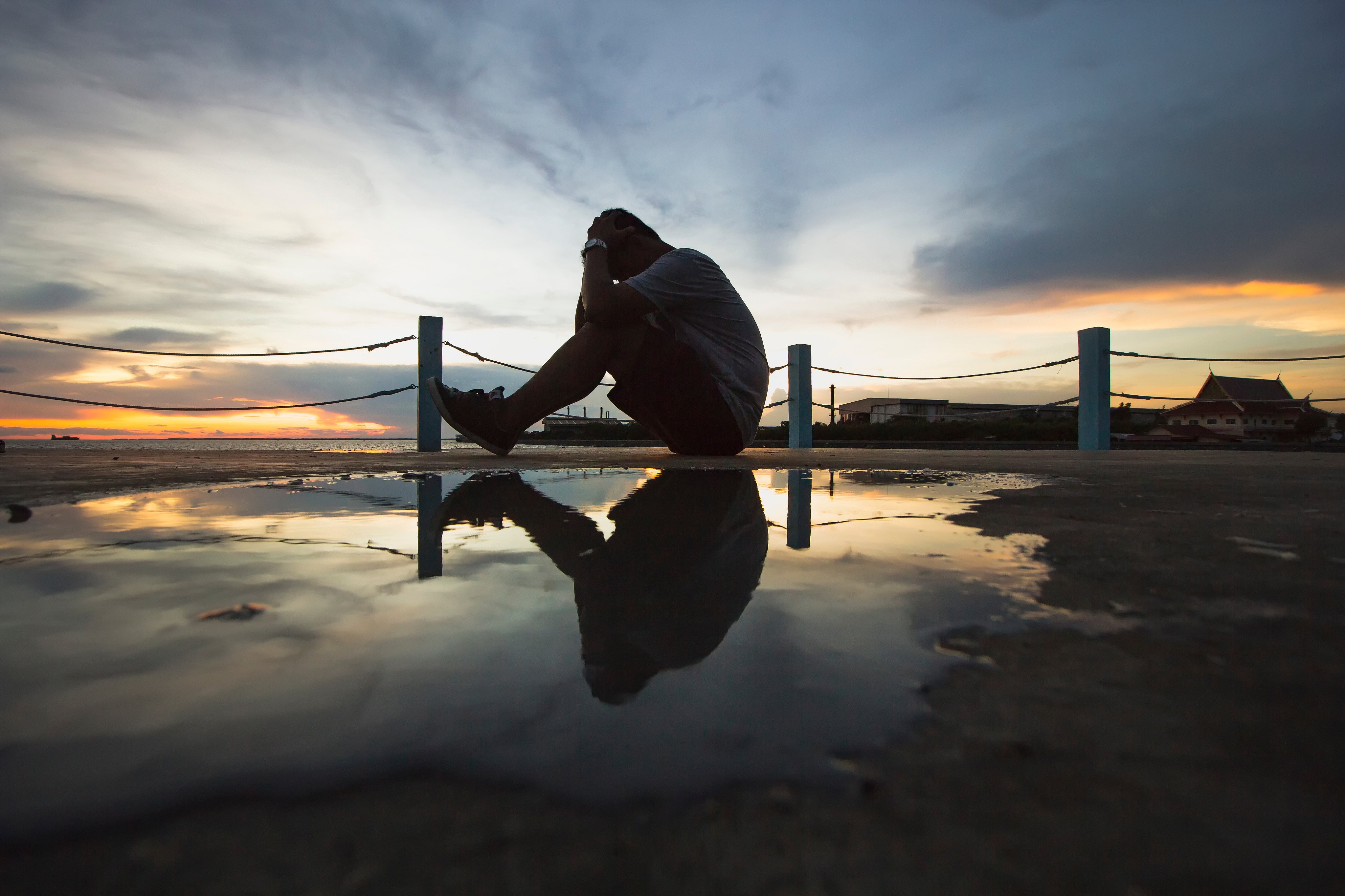 A suicide prevention group says about 52 per cent of cases, or 573, involved people aged between 20 to 59. Photo: Shutterstock
