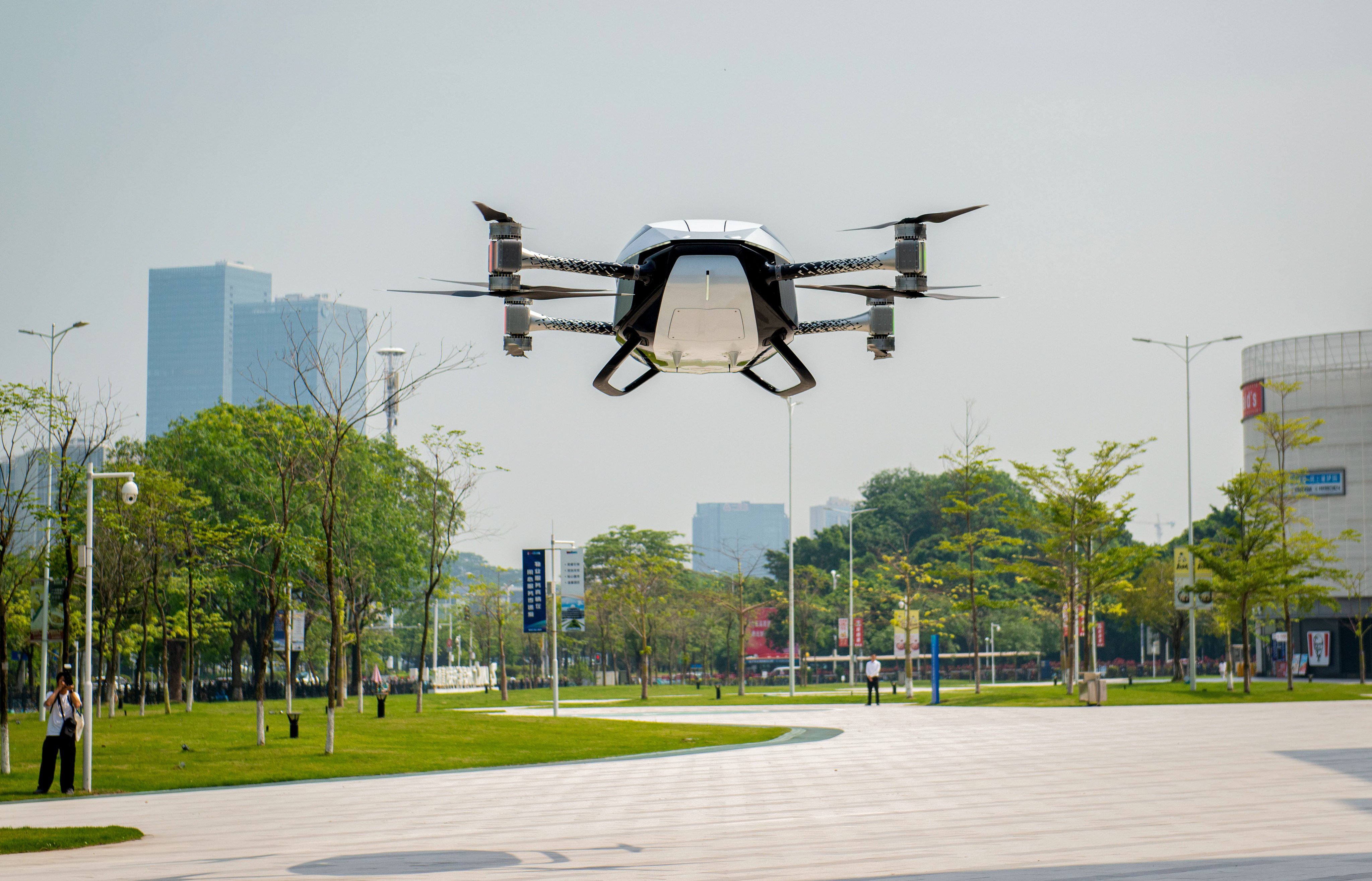An Xpeng AeroHT flying car hovers during a demonstration flight at the company’s headquarters in Panyu District of Guangzhou, in south China’s Guangdong Province, on May 15, 2024. Photo: Xinhua