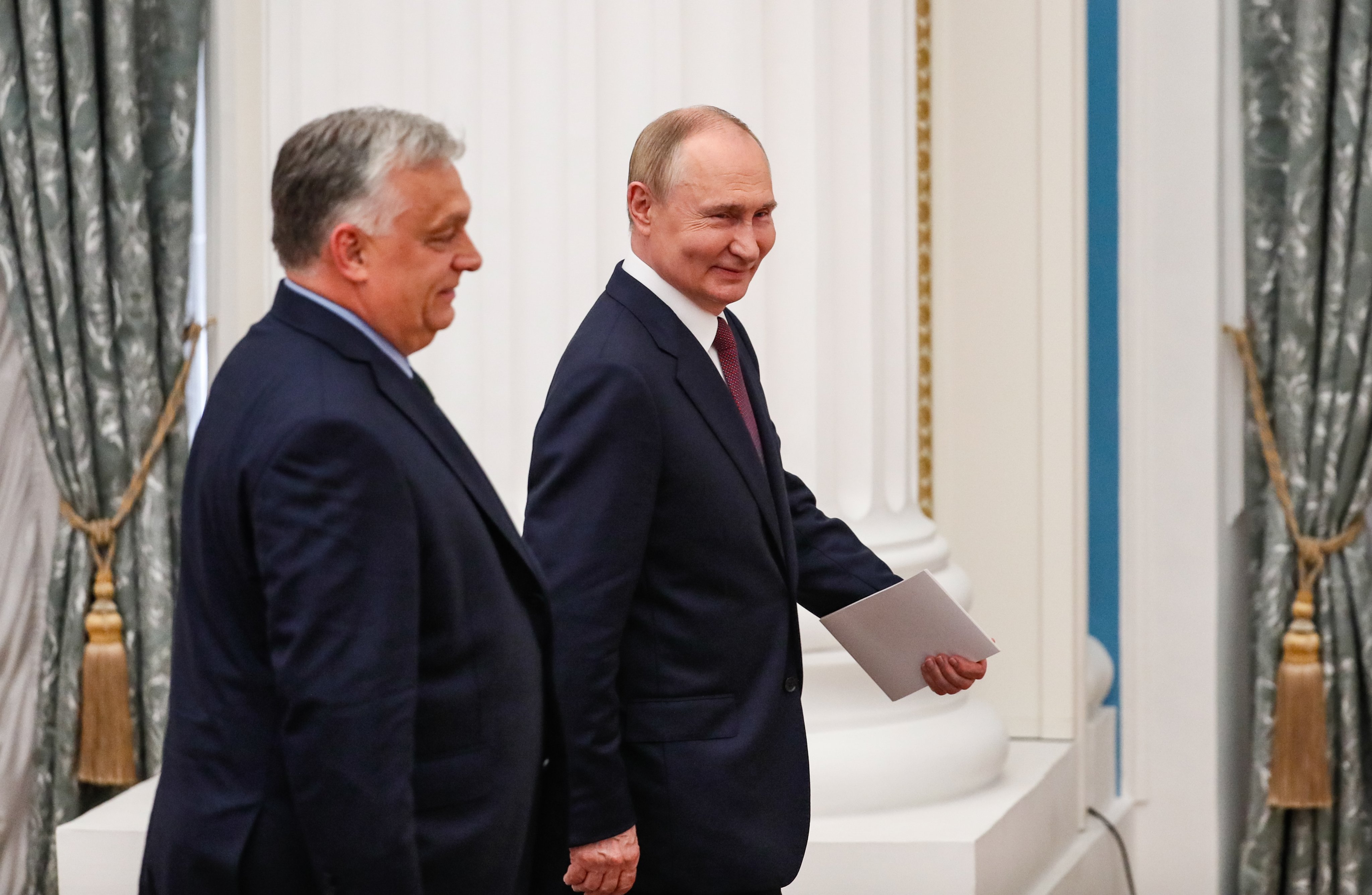 Hungarian Prime Minister Viktor Orban (left) and Russian President Vladimir Putin leave after a press conference in Moscow on July 5. Photo: EPA-EFE