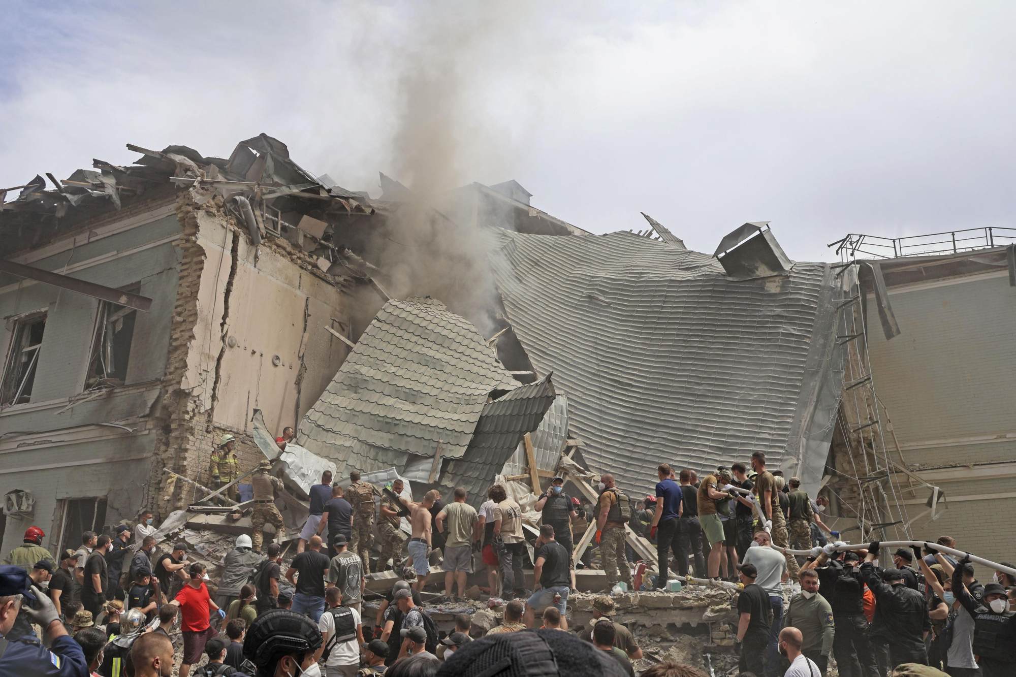 A collapsed building at a hospital for children in Ukraine’s capital Kyiv, following missile attacks by Russia. Photo: Kyodo
