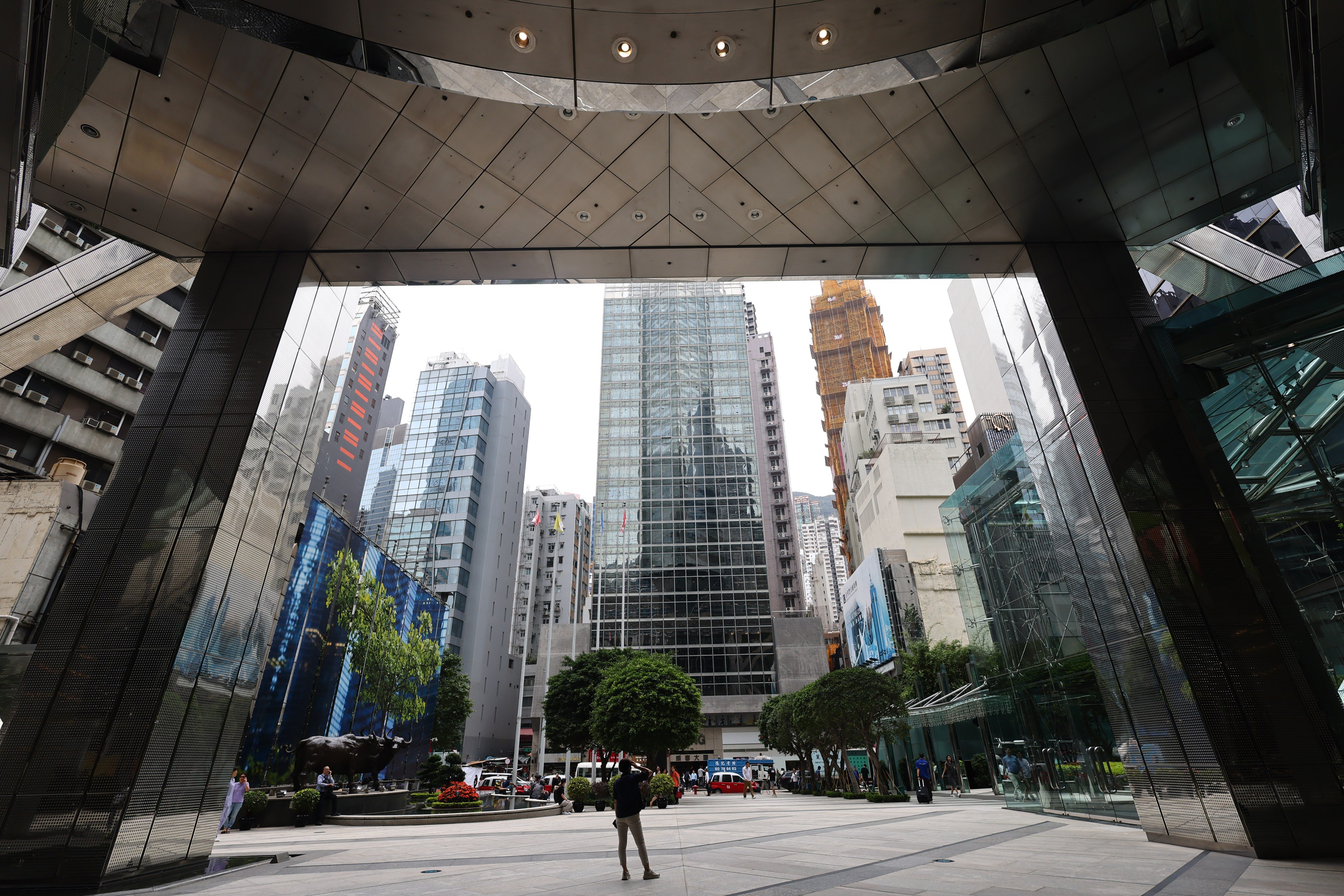 A view of the V Heun Building in Central, Hong Kong. The city boats a high concentration of US-dollar millionaires, according to UBS. Photo: Dickson Lee