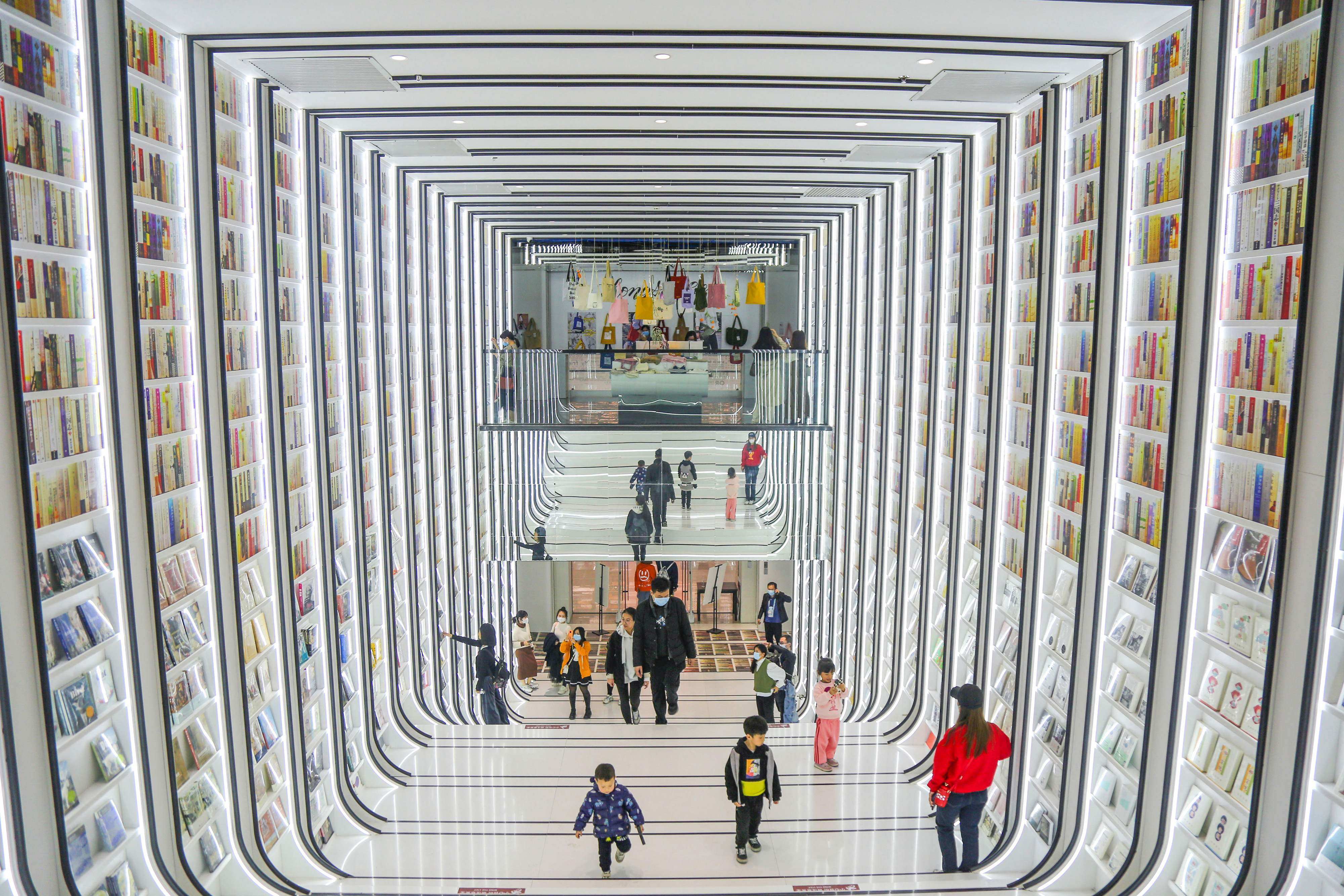 A bookshop in Foshan, Guangdong province, seen on December 15, 2021. China has not produced enough titles that both explain China and genuinely appeal to Western readers. The problem lies with the authorities’ overly strict control. Photo: AFP