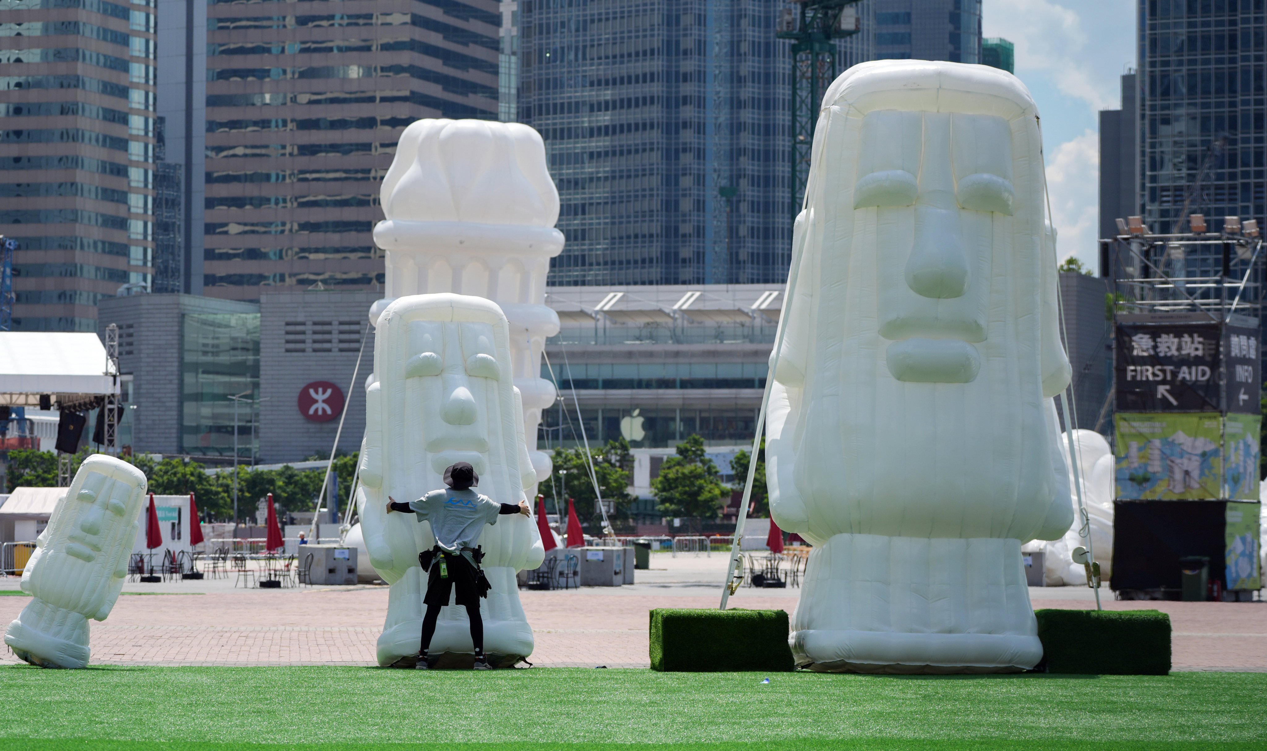 Workers inflate the “Inflatable Wonders” of SummerFest@Central in Central’s Harbourfront. Photo: Eugene Lee