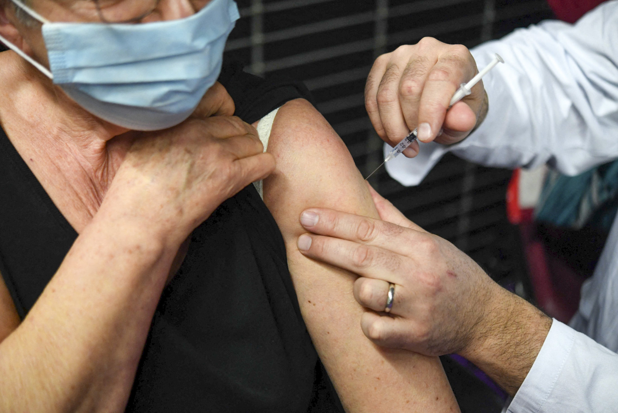 The European Commission was wrong to redact details of multi-billion-euro deals it struck to secure Covid vaccines during the coronavirus pandemic, an EU court said on Wednesday. Photo: AFP