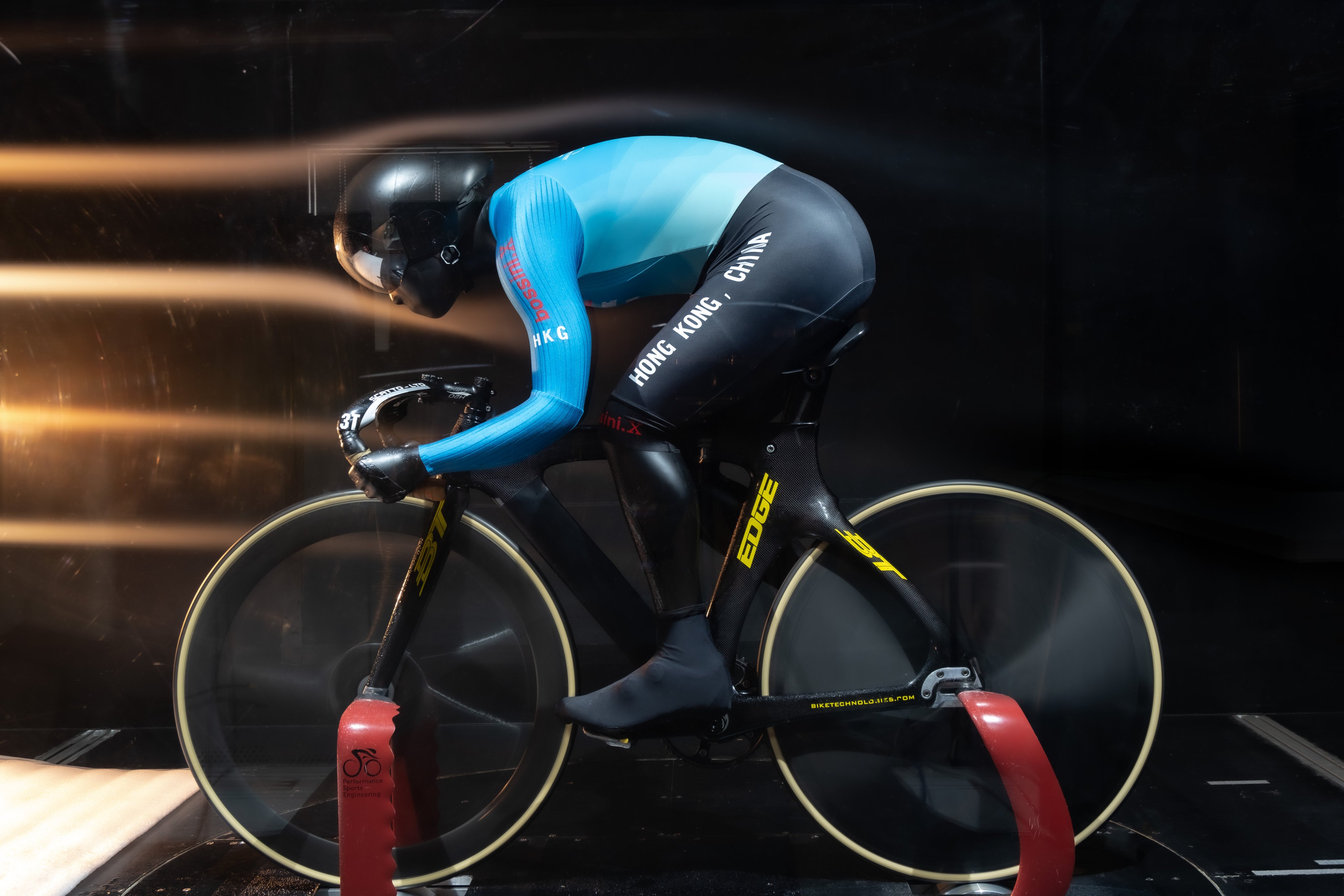 The new bodysuits will be worn by Hong Kong’s cyclists. Photo: HKUST