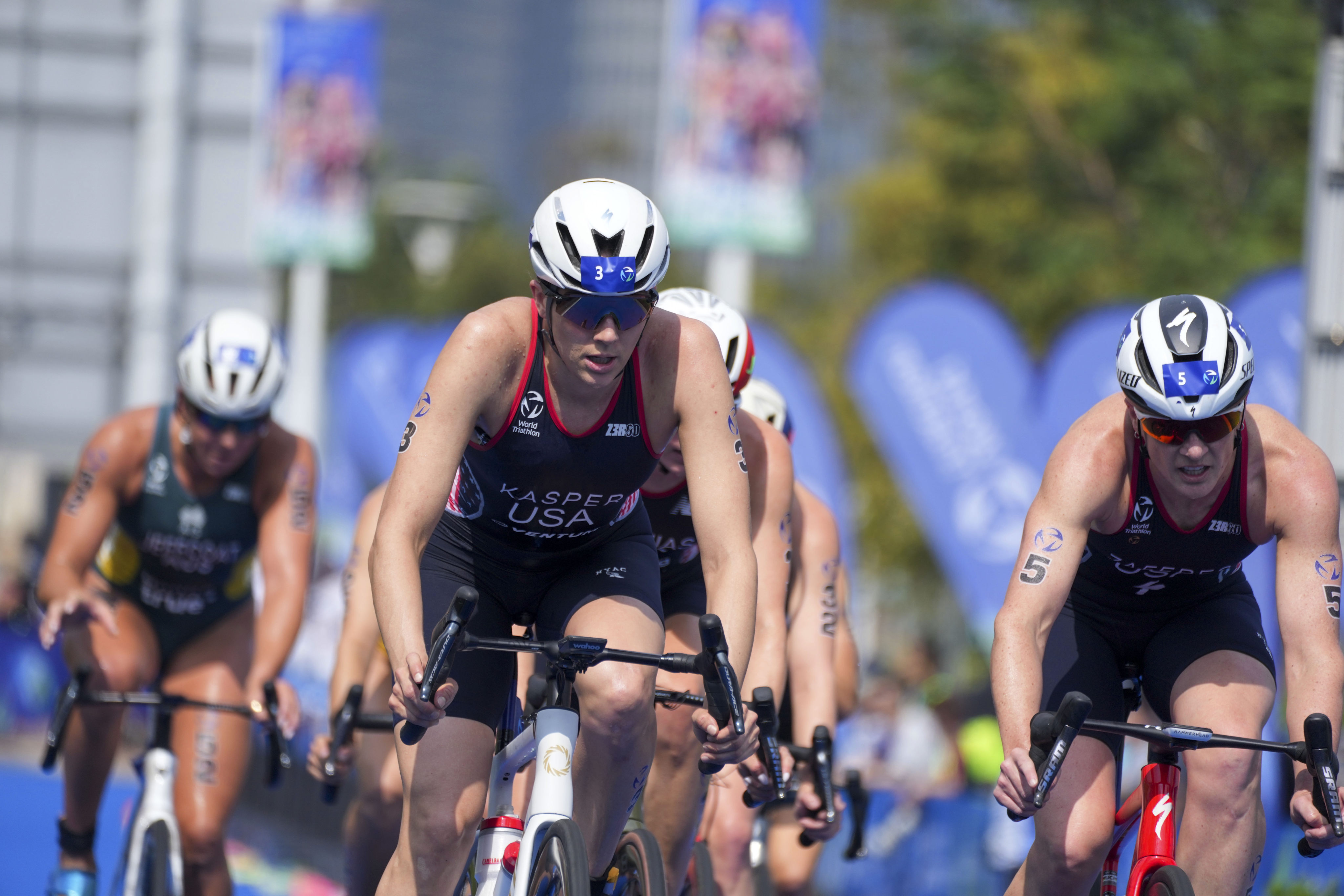 Kirsten Kasper riding in the Hong Kong leg of the World Triathlon Cup. Photo: Elson Li