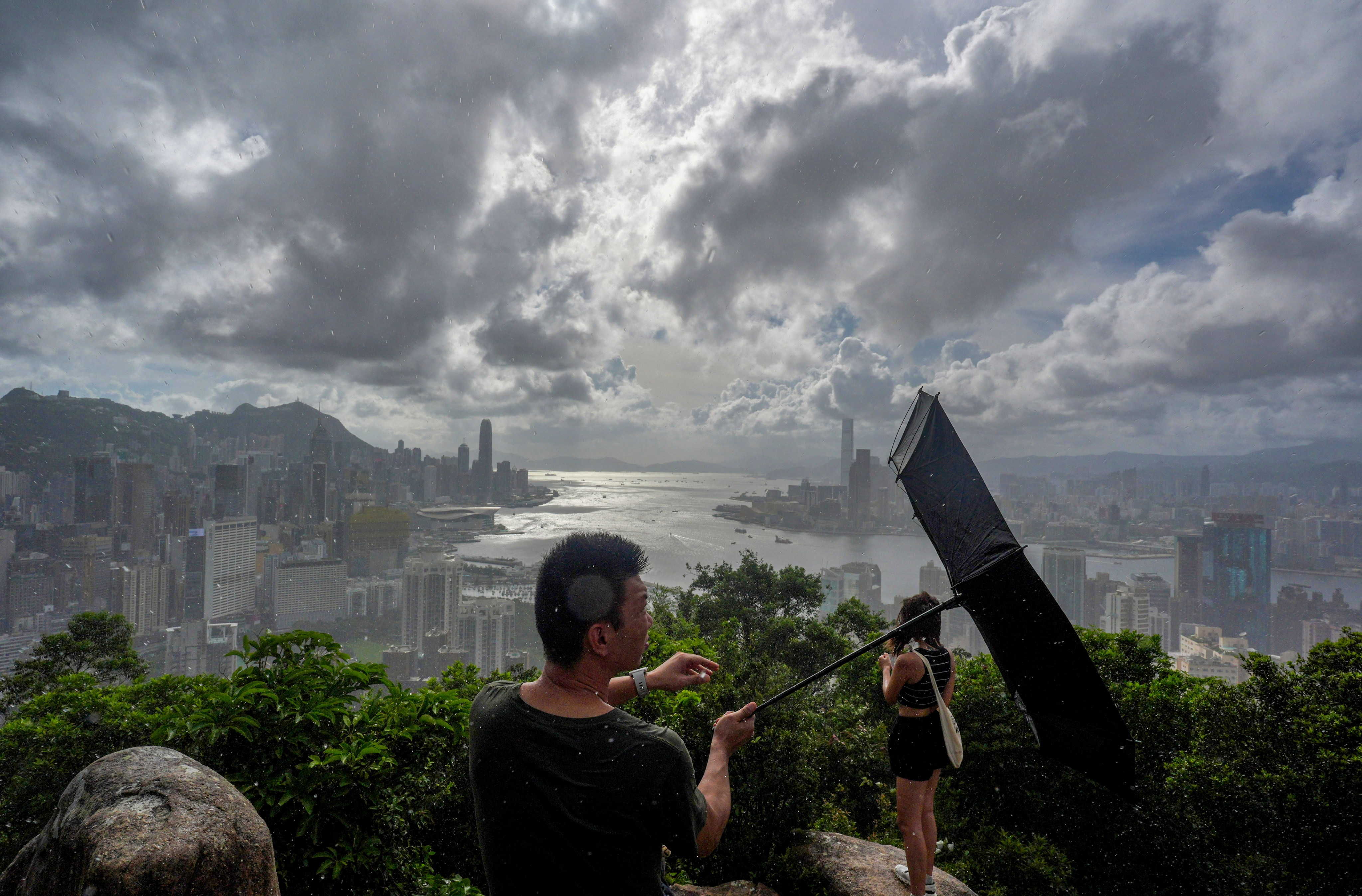 Residents have been urged to stay away from the shoreline. Photo: Eugene Lee