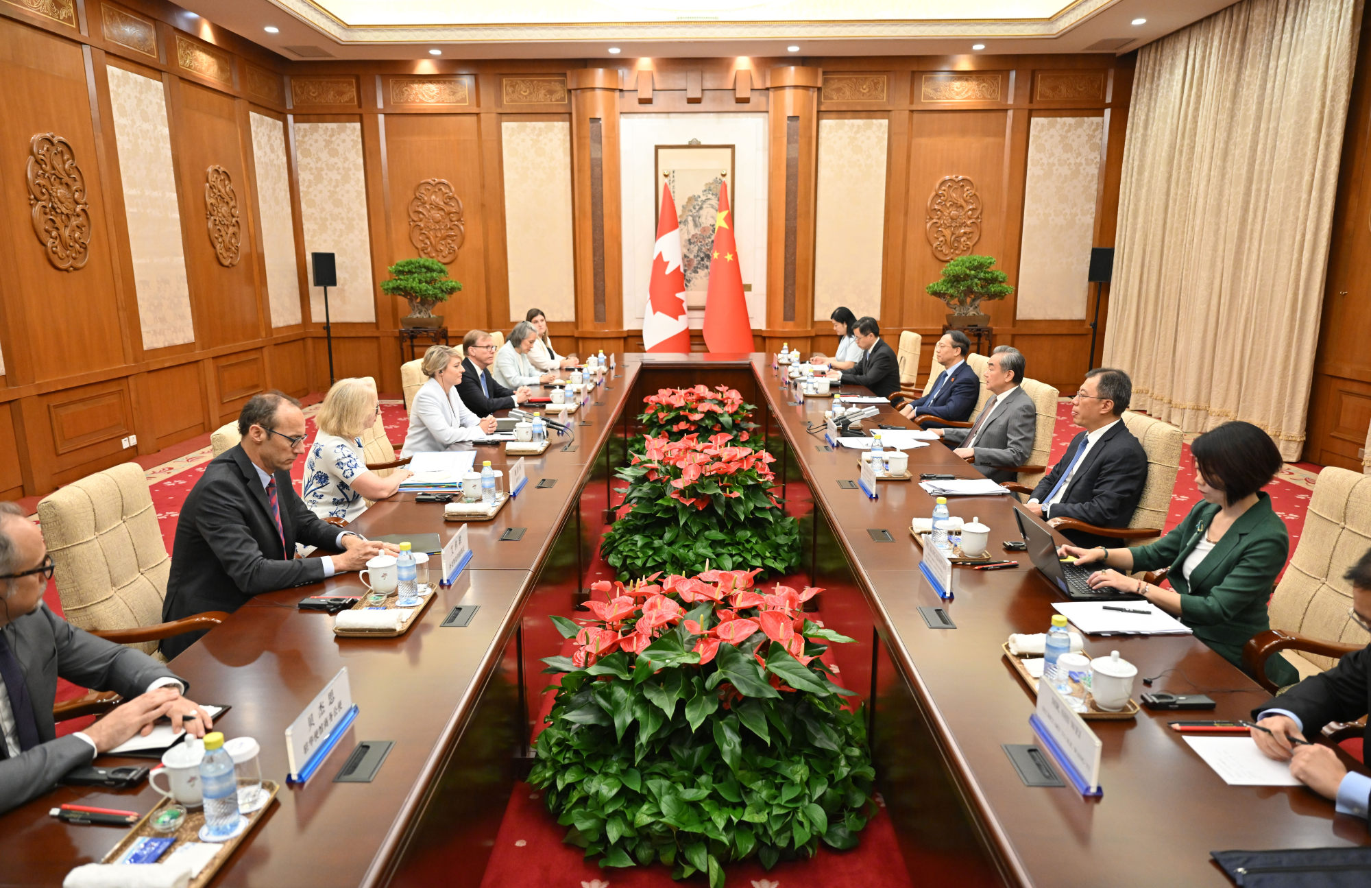 The Chinese and Canadian delegations discussed bilateral issues as well as global ones like the wars in Ukraine and Gaza, according to a Canadian readout. Photo: Xinhua