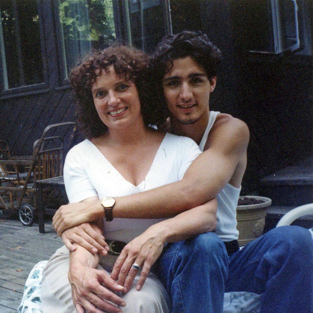 Margaret Trudeau and her son Justin Trudeau are seen in this Mother’s Day tribute post the prime minister of Canada shared in 2021. Photo: @justinpjtrudeau/Instagram