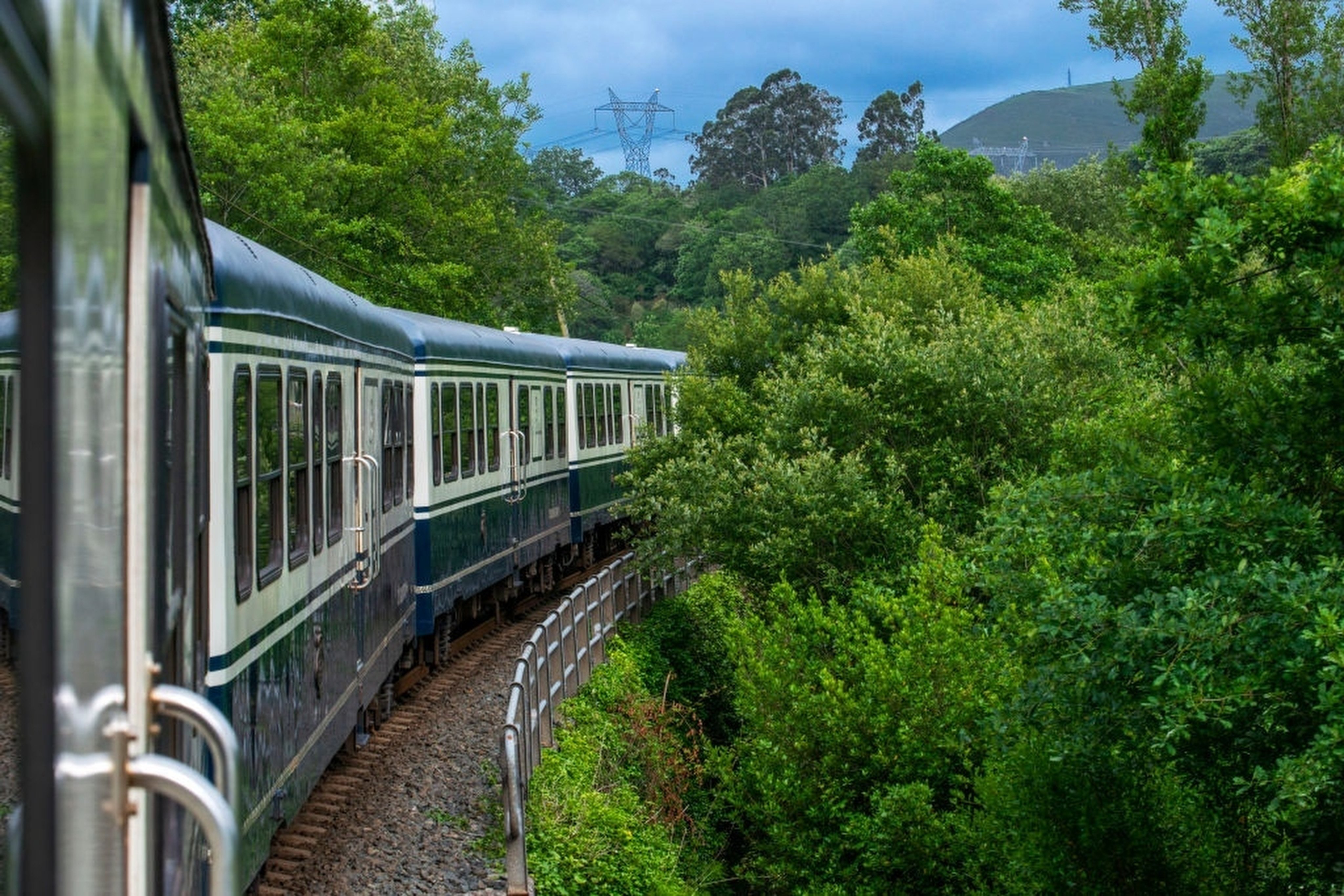 The Costa Verde Express takes passengers along the “Green Coast” of northern Spain. Photo: Instagram/@robbreport