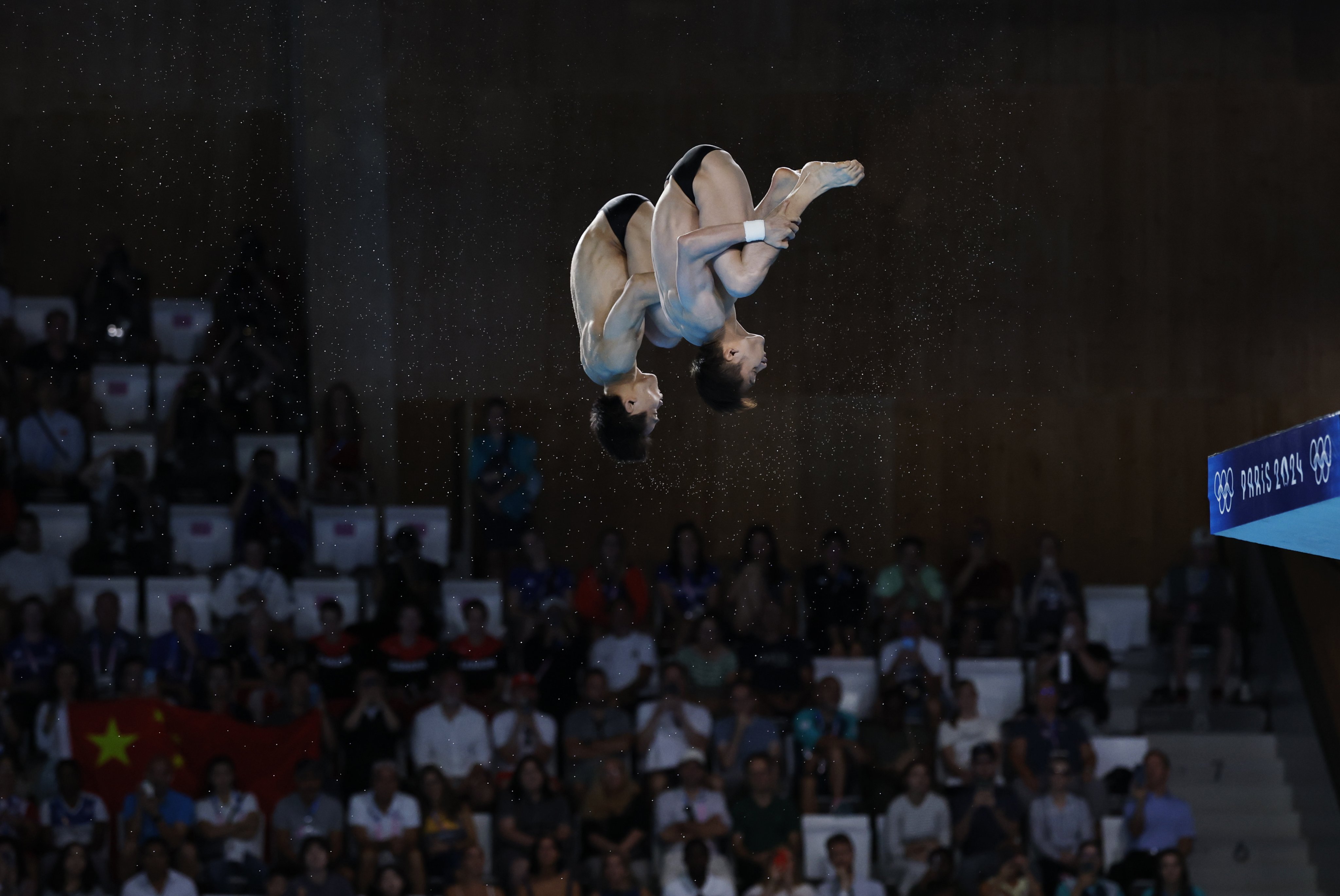 China’s Lian Junjie and Yang Hao dominated the synchronised 10-metre platform final, amassing the most points in each of the six rounds. Photo: EPA-EFE