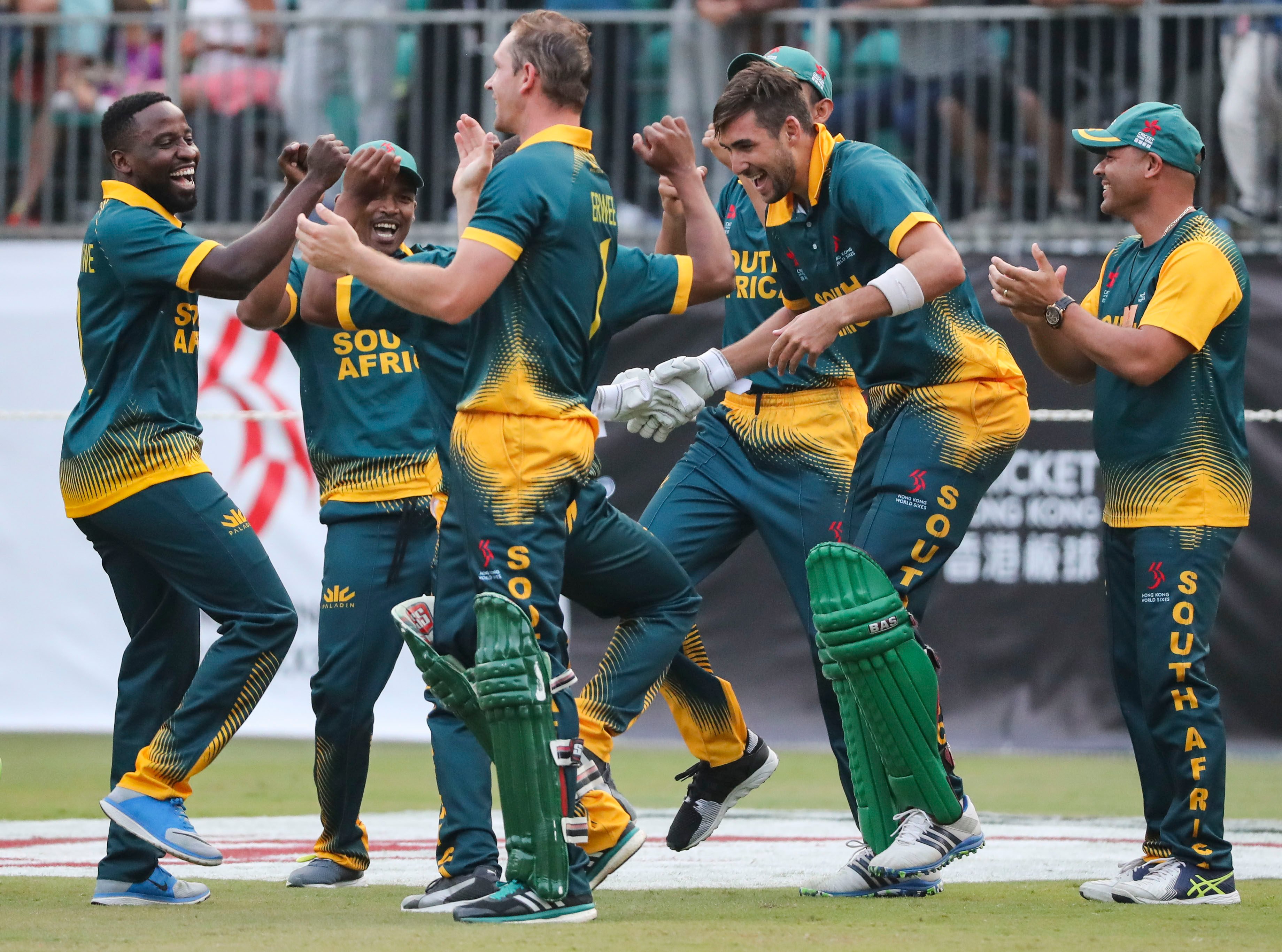 South Africa celebrate winning the Hong Kong World Sixes 2017 at Kowloon Cricket Club. Photo: K.Y. Cheng